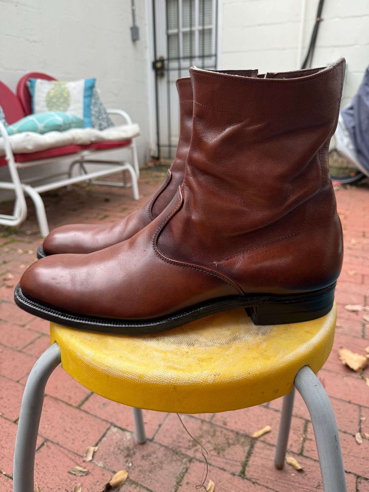 Photo by endlessmike on December 1, 2023 of the Alden 470 Plain Toe Boot in Brown Calfskin.