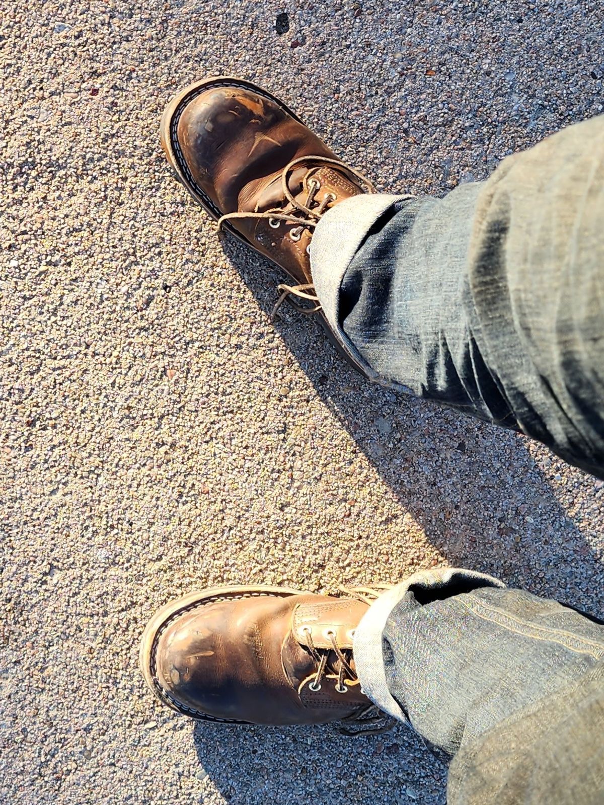 Photo by ImaGoat on November 6, 2023 of the Nicks MTO in Horween Orange Predator.