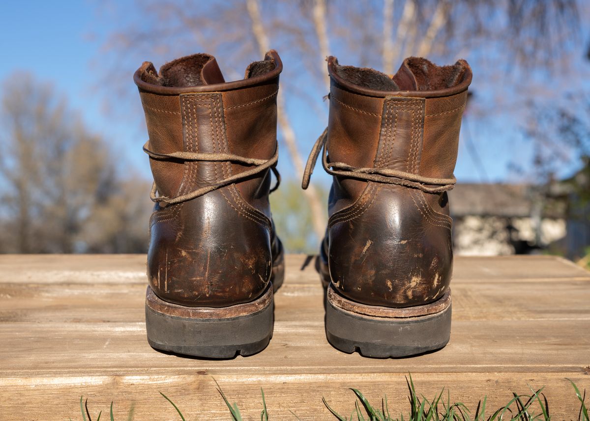 Photo by ImaGoat on April 5, 2024 of the Nicks MTO in Horween Orange Predator.