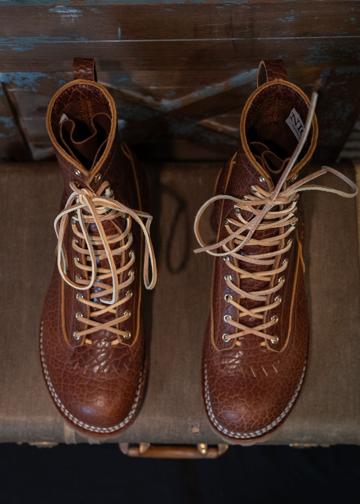 Photo by ImaGoat on November 6, 2024 of the Nicks LTT BuilderPro Shrunken Bison - Classic Configuration in Law Tanning Brown Smooth Shruken Bison.