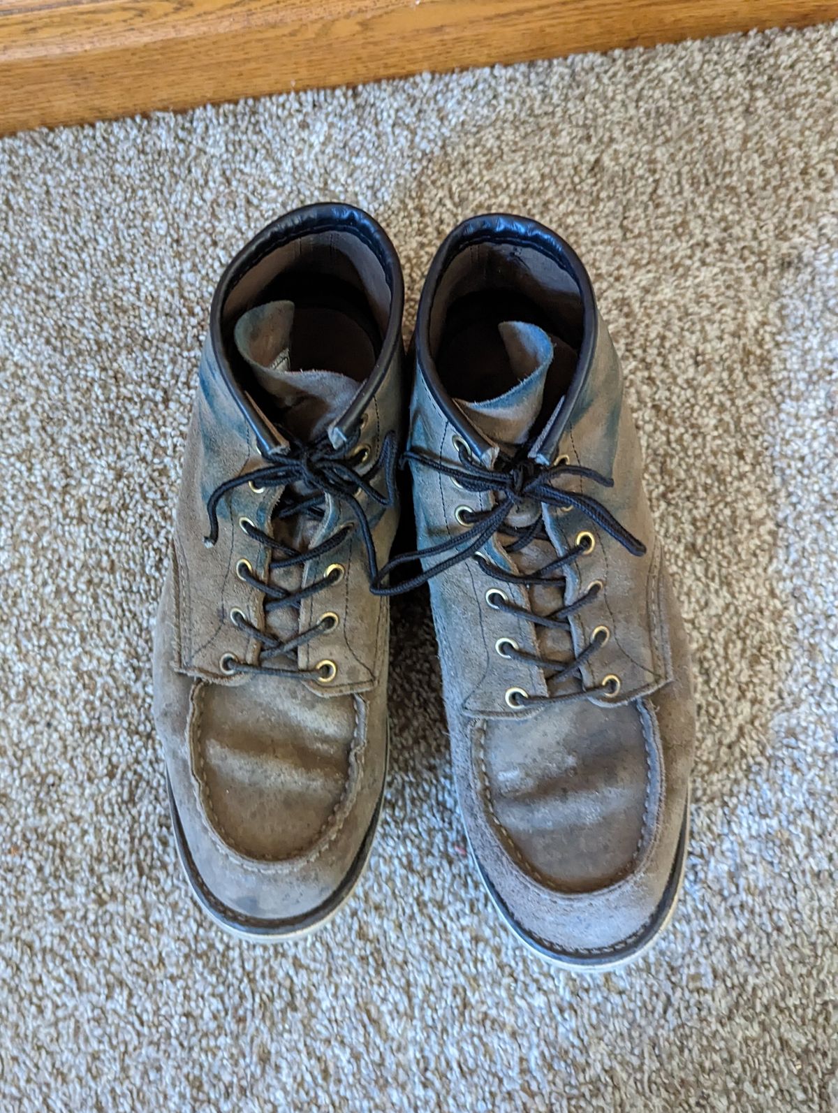 Photo by eric_in_minne on February 6, 2023 of the Red Wing 6-Inch Classic Moc in S.B. Foot Slate Muleskinner.