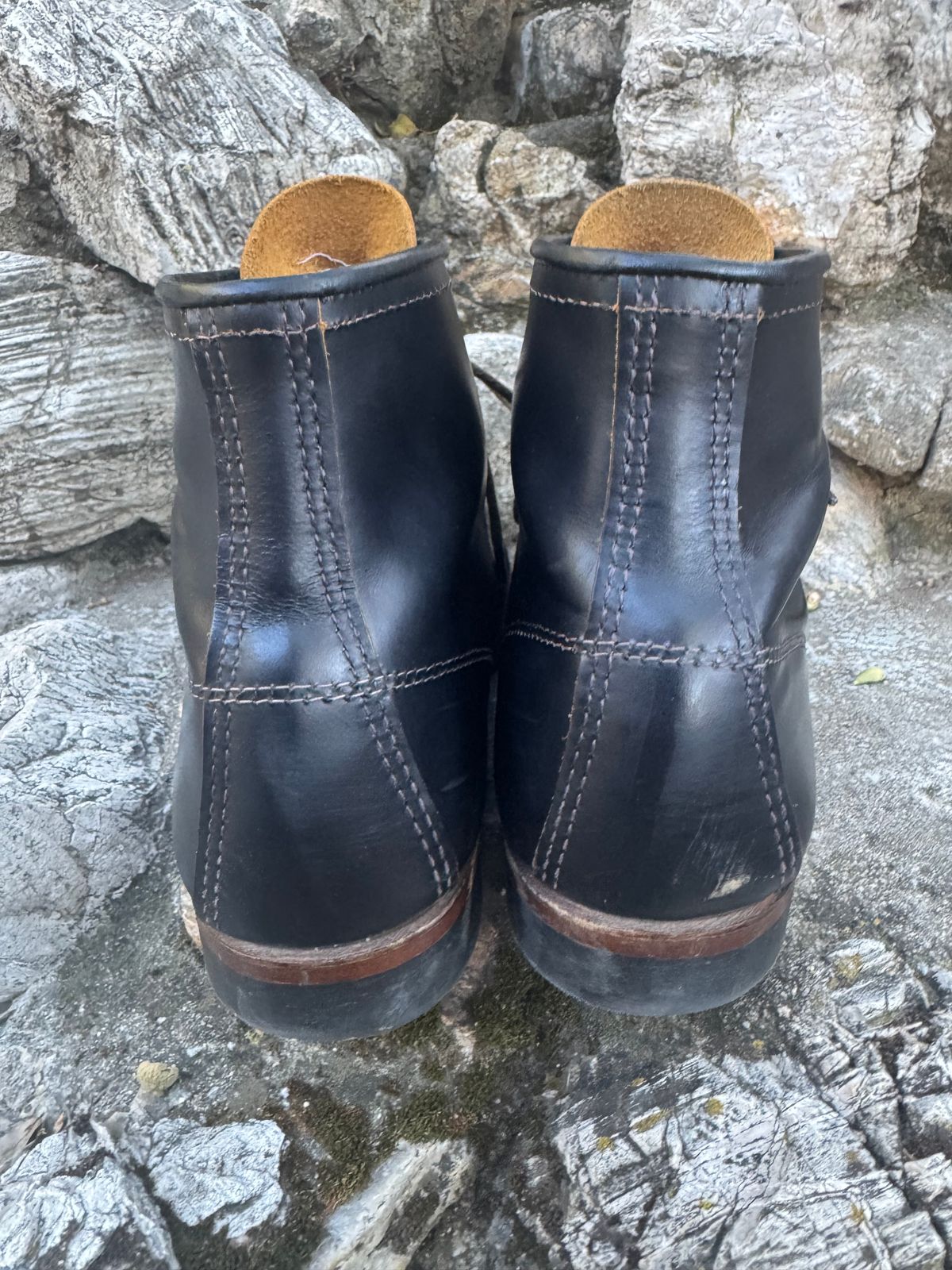 Photo by ridepaso on July 10, 2026 of the Red Wing Beckman Flatbox in S.B. Foot Black Klondike.