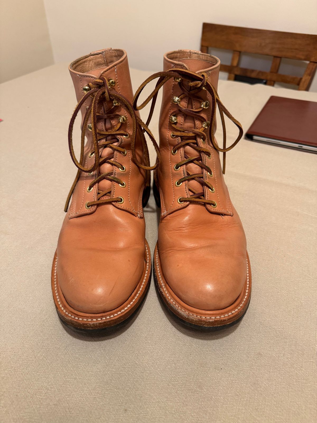 Photo by ridepaso on January 17, 2025 of the Unmarked DB Hunter in Unknown Natural Veg Tan.
