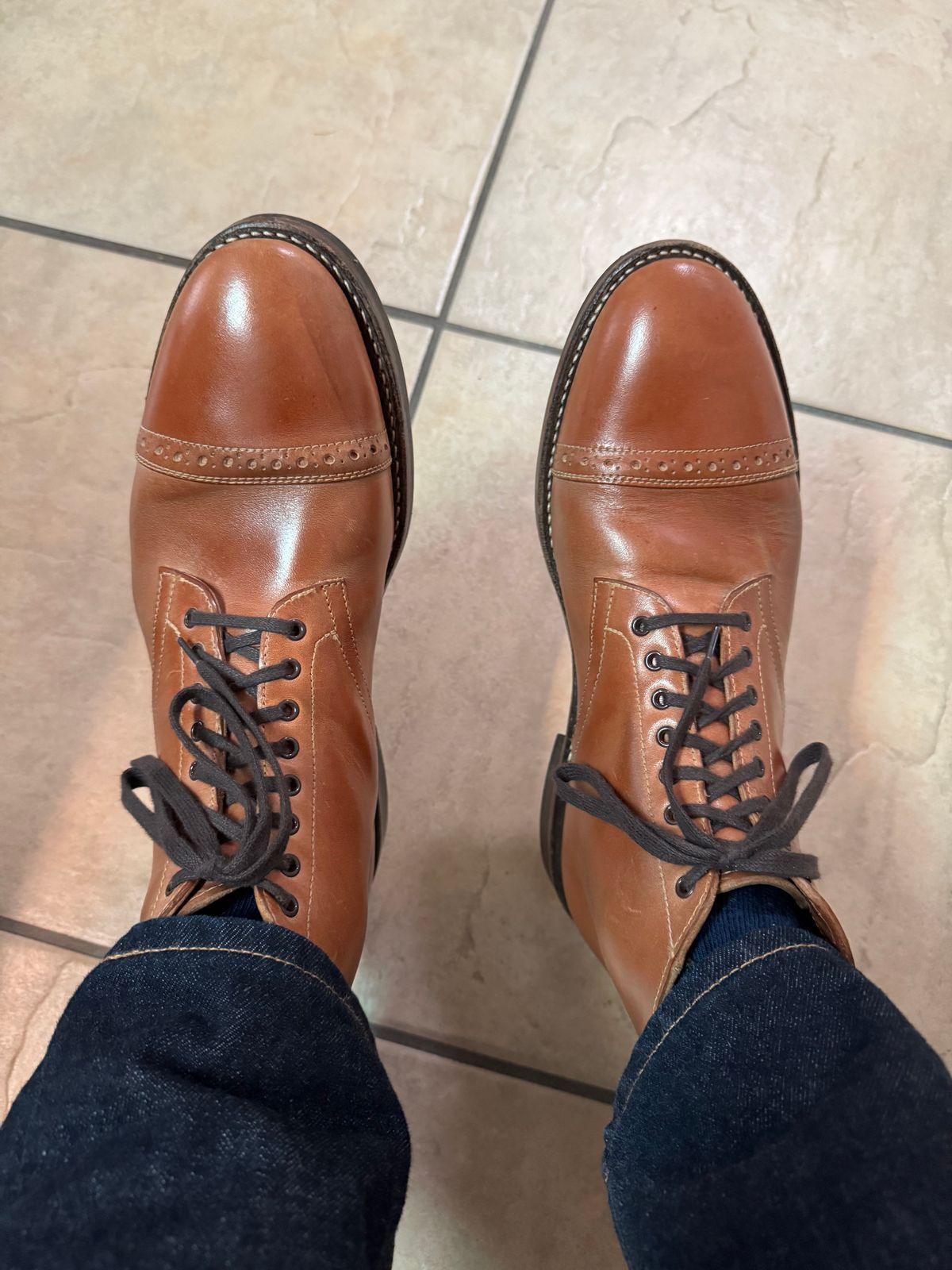 Photo by ridepaso on March 4, 2025 of the Oak Street Bootmakers Lakeshore Boot in Maryam Natural Horsebutt.