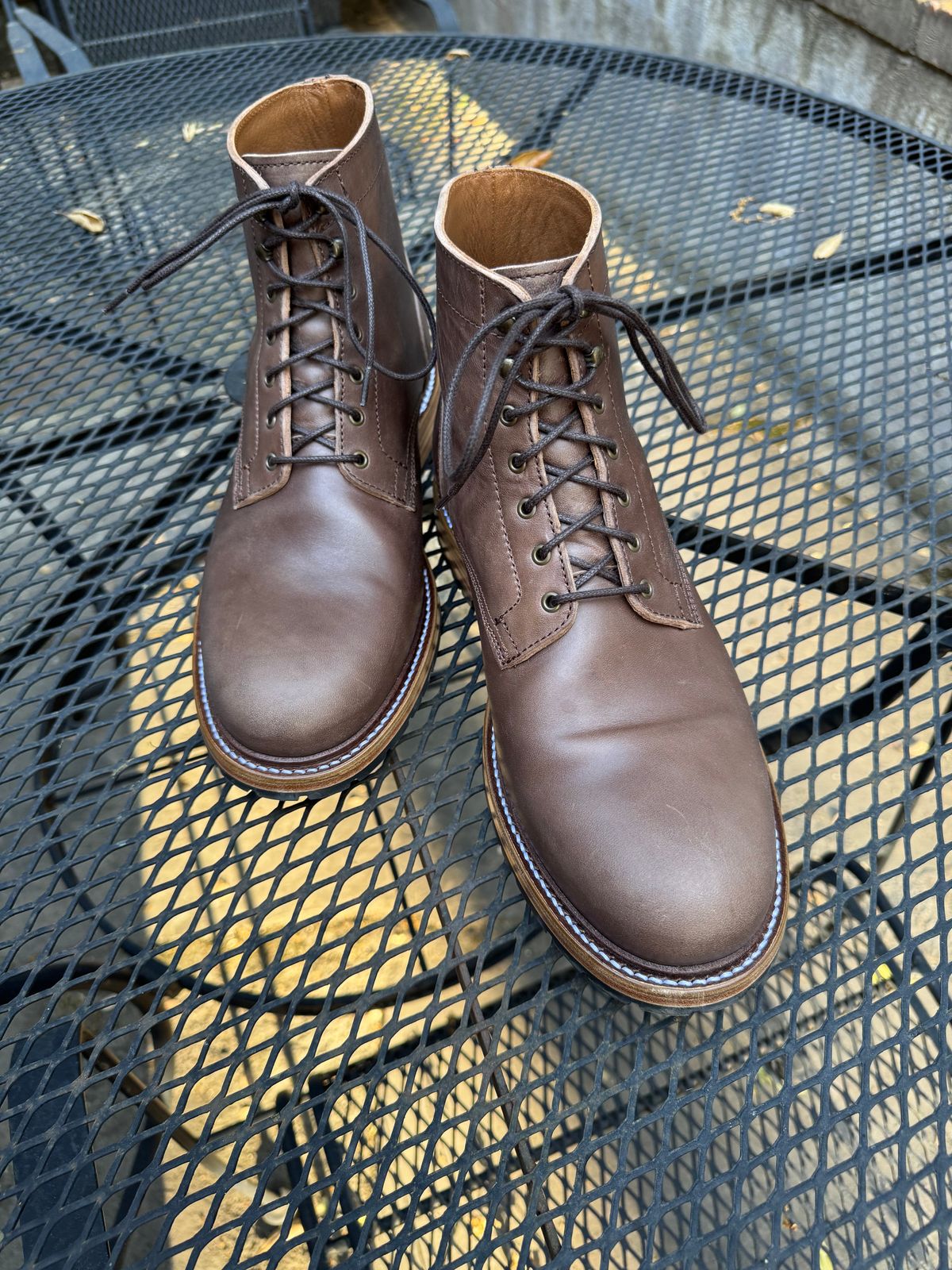 Photo by ridepaso on June 5, 2025 of the Caswell Boot Company Lisbon in Maryam 1071 Horsebutt.