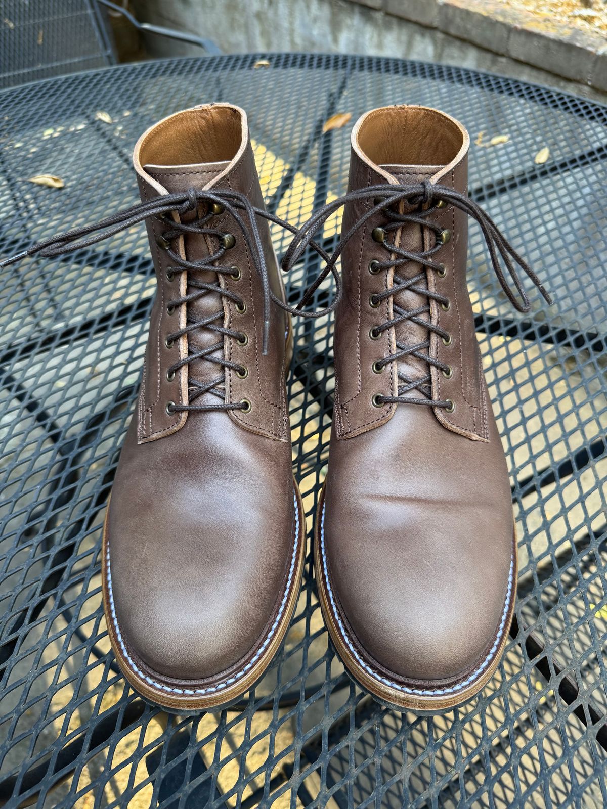 Photo by ridepaso on June 5, 2025 of the Caswell Boot Company Lisbon in Maryam 1071 Horsebutt.