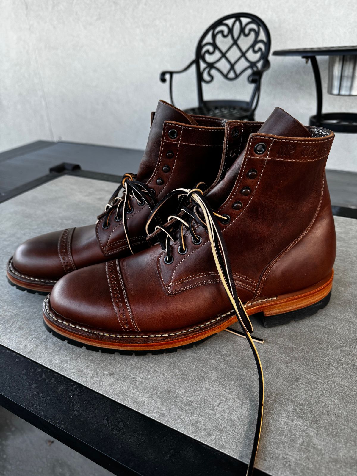 Photo by mondoshizmo on October 1, 2023 of the White's MP-M1TC in Horween British Tan Chromexcel.