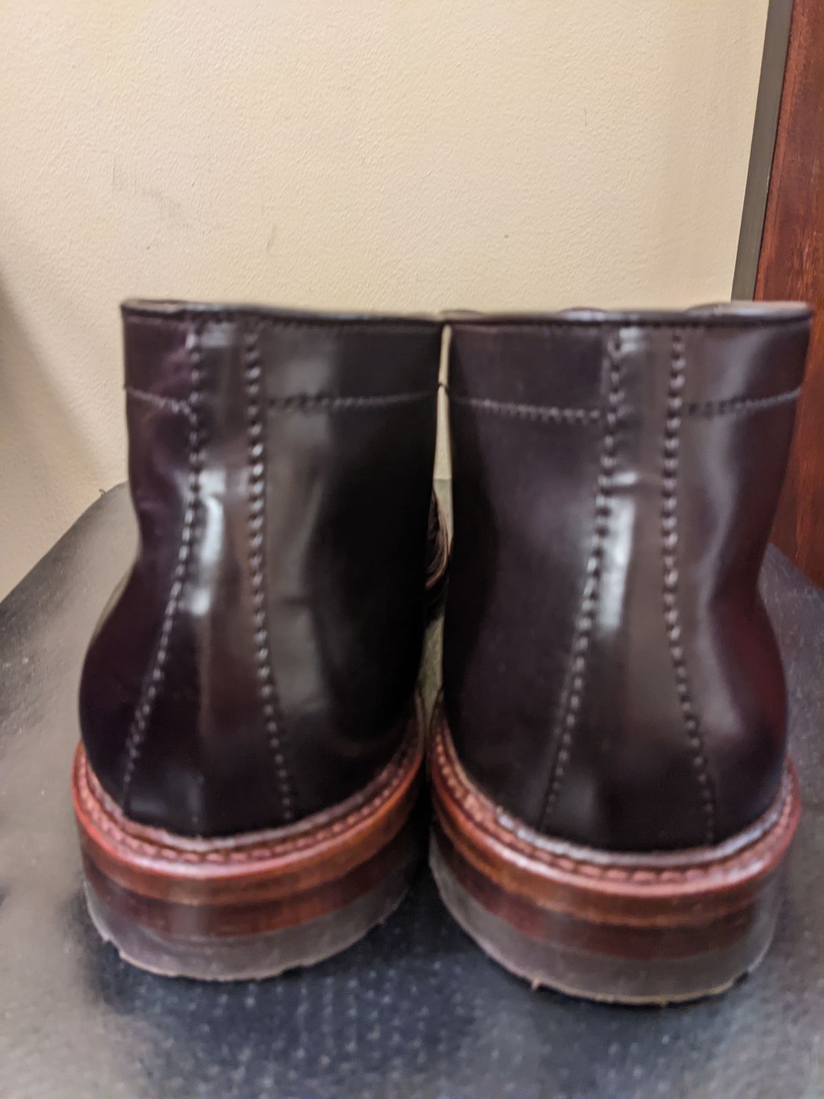 Photo by tastyplacement on October 3, 2022 of the Alden 2-Eyelet Chukka in Horween Color 8 Shell Cordovan.