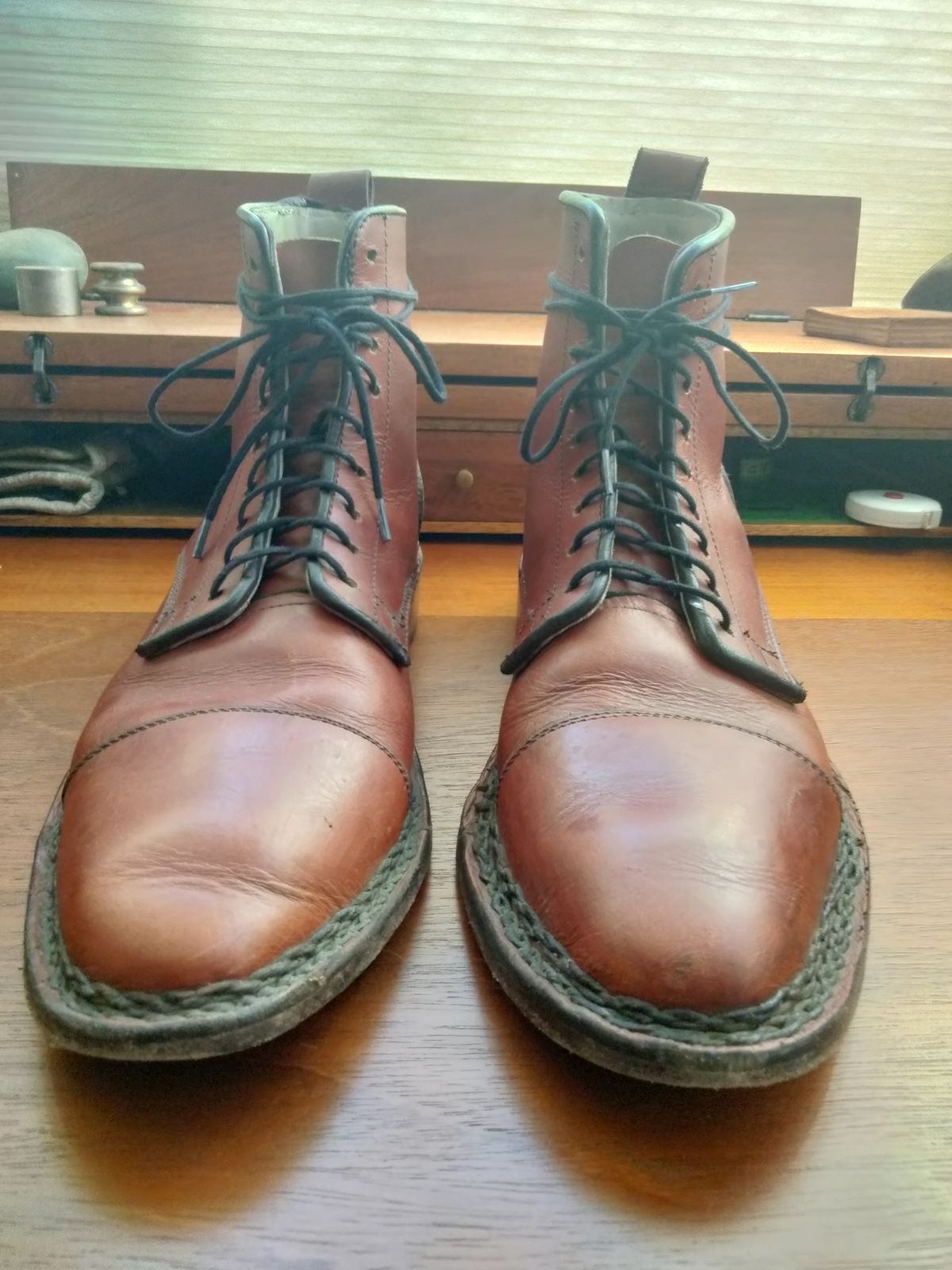 Photo by TomWand on December 6, 2022 of the Self-Made Derby Boot in Unlisted Leather.