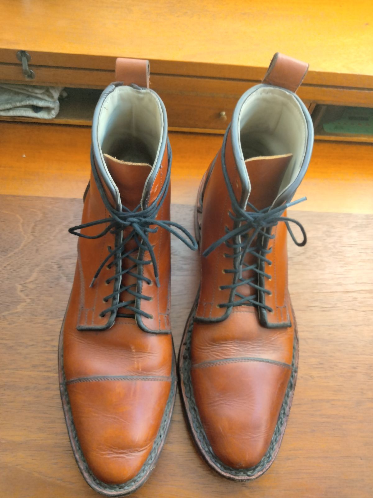 Photo by TomWand on December 6, 2022 of the Self-Made Derby Boot in Unlisted Leather.