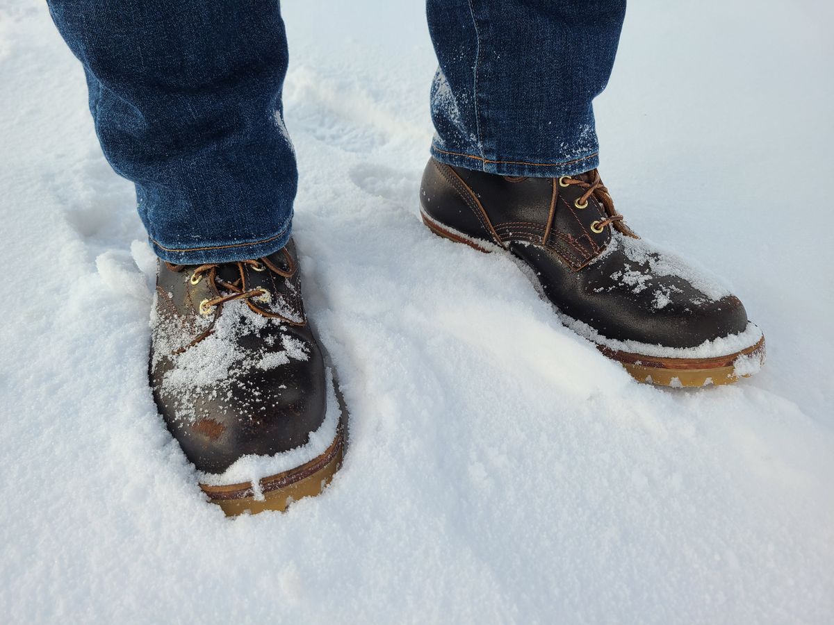 Photo by cloud668 on February 5, 2023 of the Nicks Urban Logger in Horween Brown Waxed Flesh.