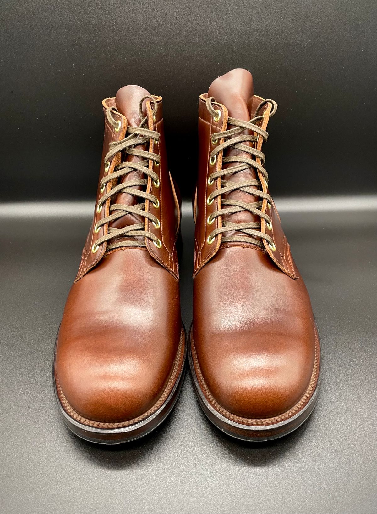 Photo by turns31 on October 3, 2022 of the Viberg Service Boot in Horween Brown Chromexcel.
