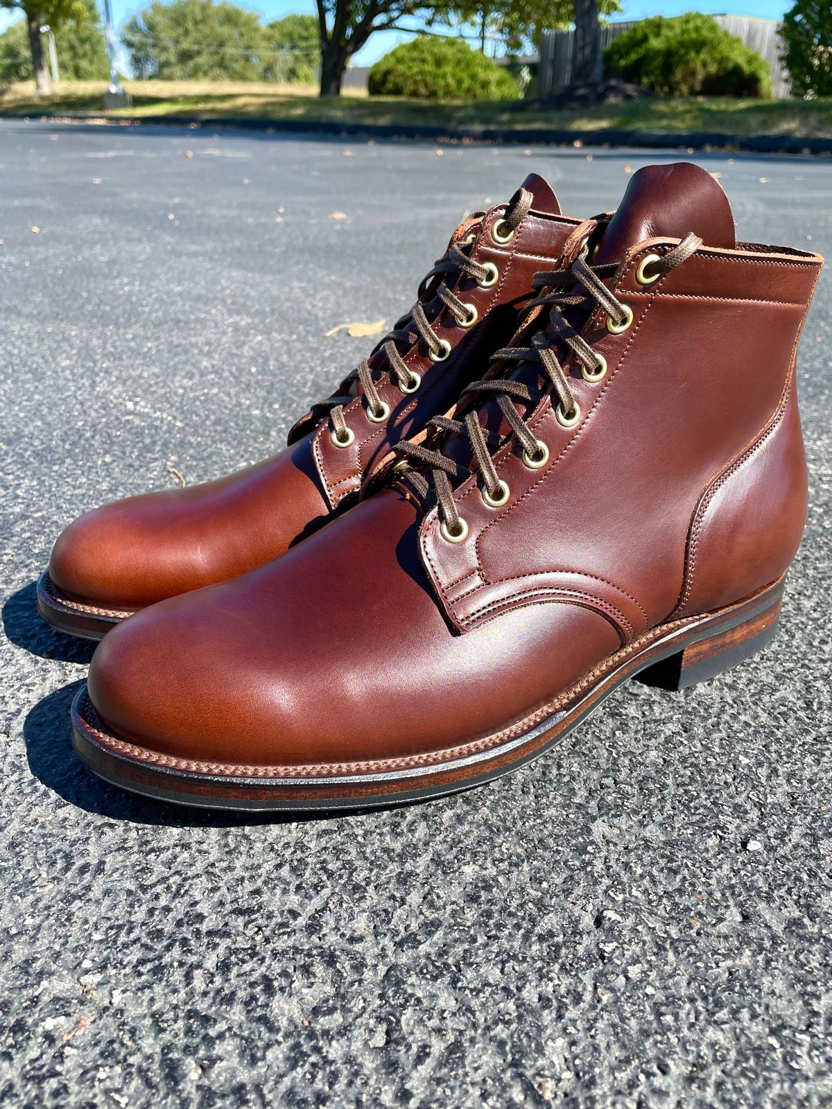 Photo by turns31 on October 3, 2022 of the Viberg Service Boot in Horween Brown Chromexcel.