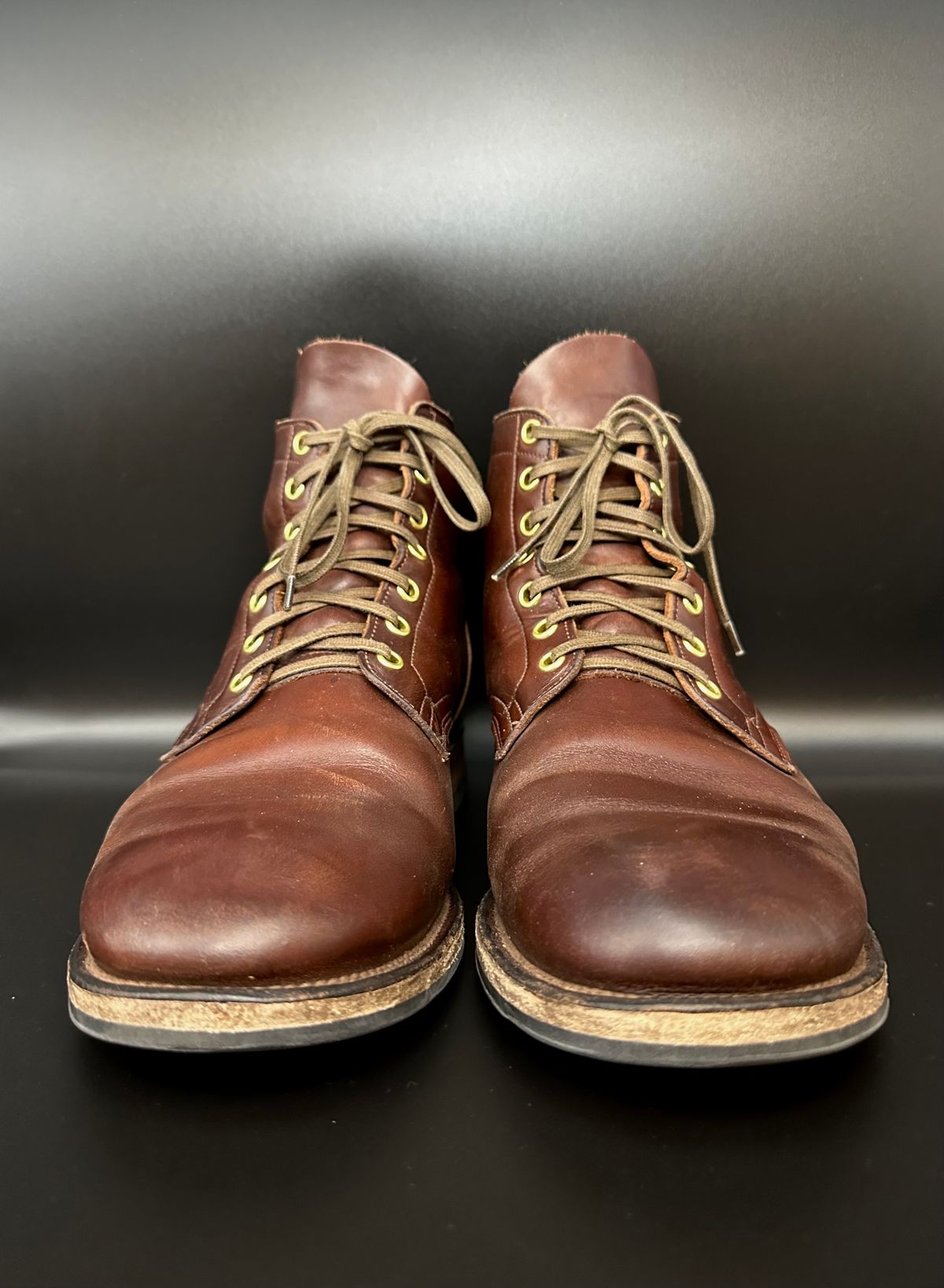 Photo by turns31 on March 4, 2023 of the Viberg Service Boot in Horween Brown Chromexcel.