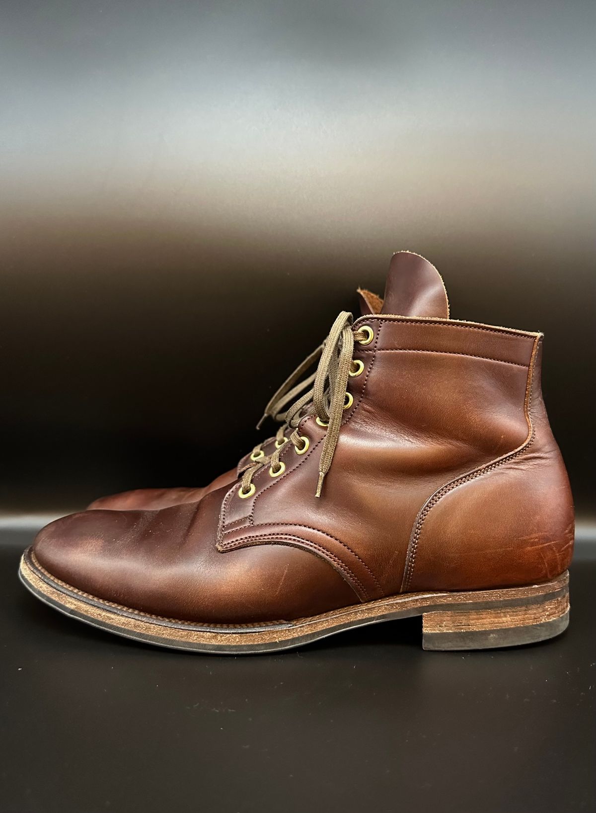 Photo by turns31 on March 4, 2023 of the Viberg Service Boot in Horween Brown Chromexcel.