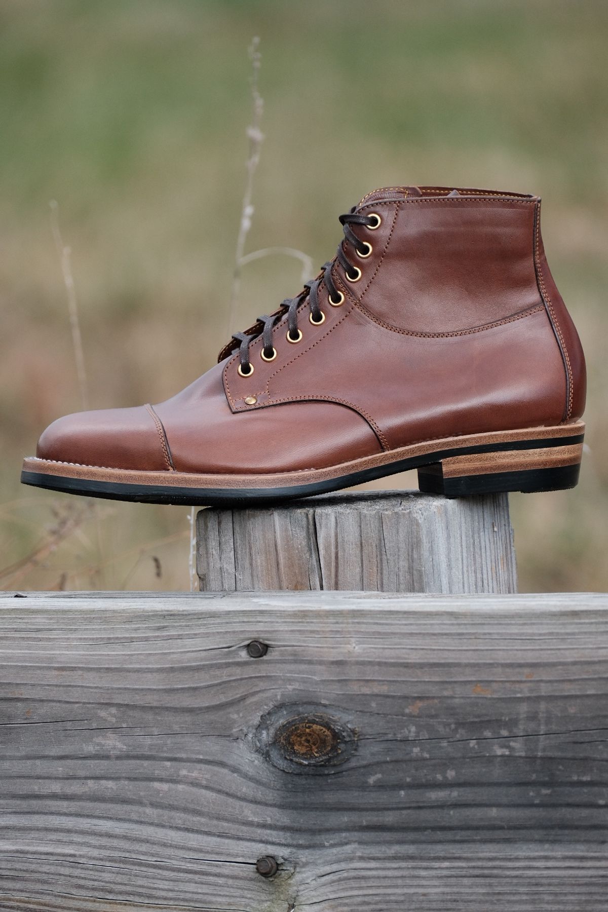 Photo by tichoblanco on October 15, 2024 of the Østmo X Iron Boots Type 1 Service Boot in Maryam Vachetta Marrone Horsehide.