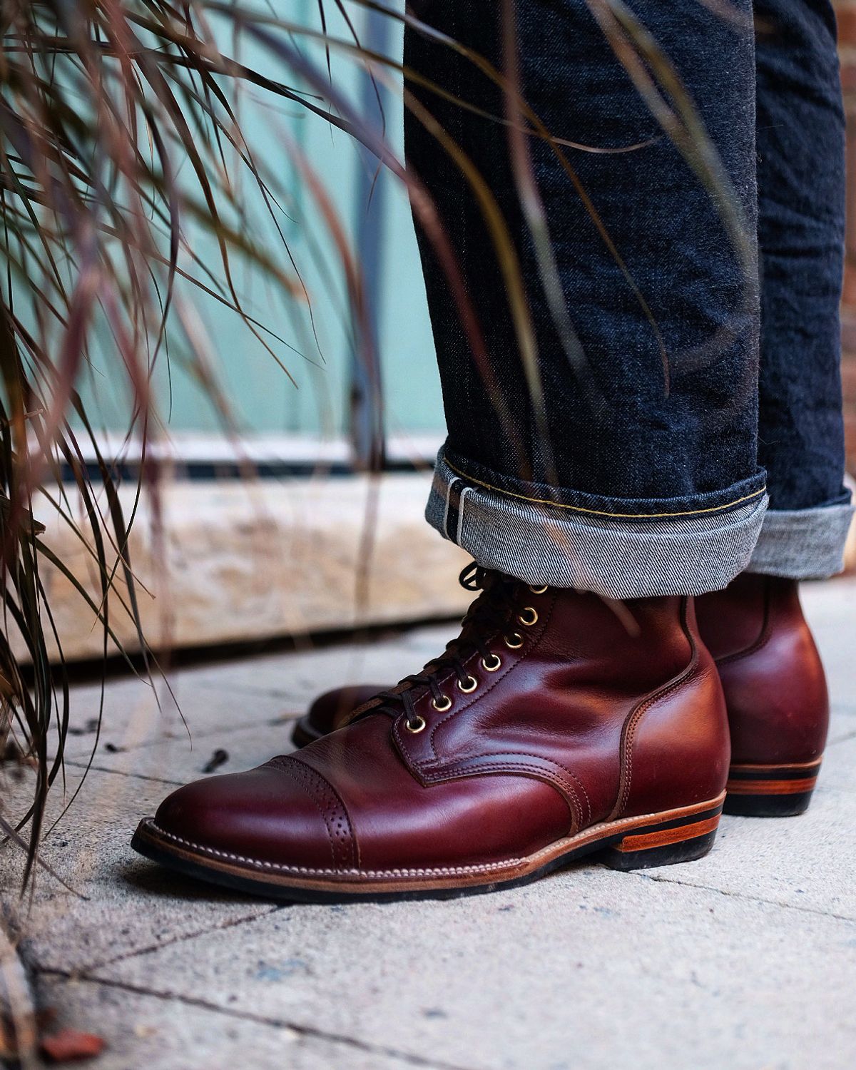 Photo by tichoblanco on November 6, 2022 of the XBXS Land Boots in Horween Color 8 Chromexcel.
