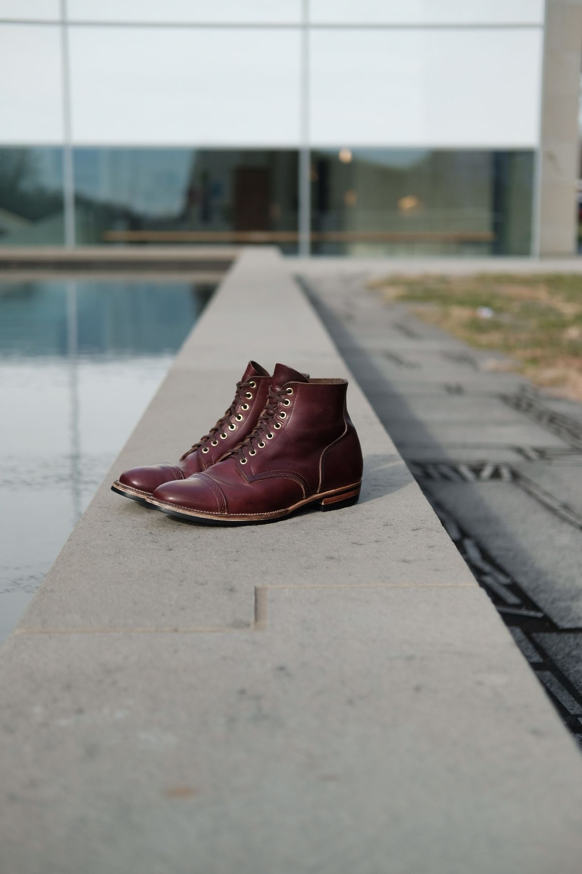 Photo by tichoblanco on December 5, 2022 of the XBXS Land Boots in Horween Color 8 Chromexcel.