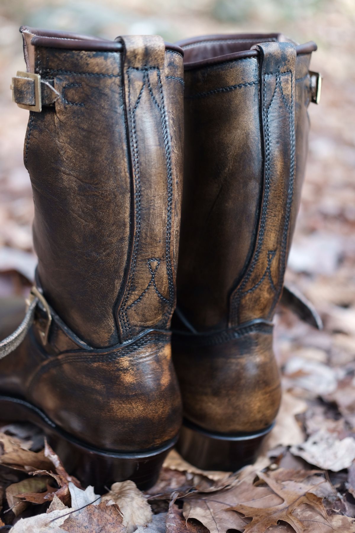 Photo by tichoblanco on November 8, 2022 of the Unsung U 22-2 Engineer Boot in Unknown Leather.