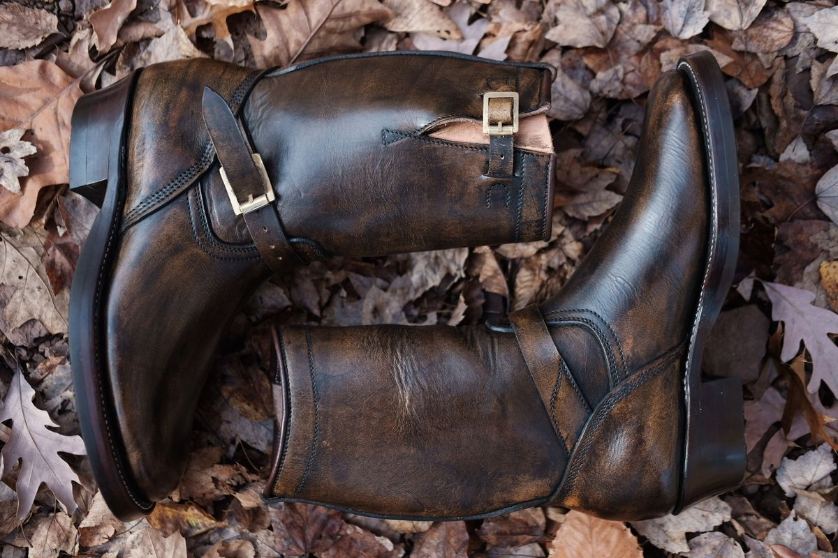 Photo by tichoblanco on November 8, 2022 of the Unsung U 22-2 Engineer Boot in Unknown Leather.
