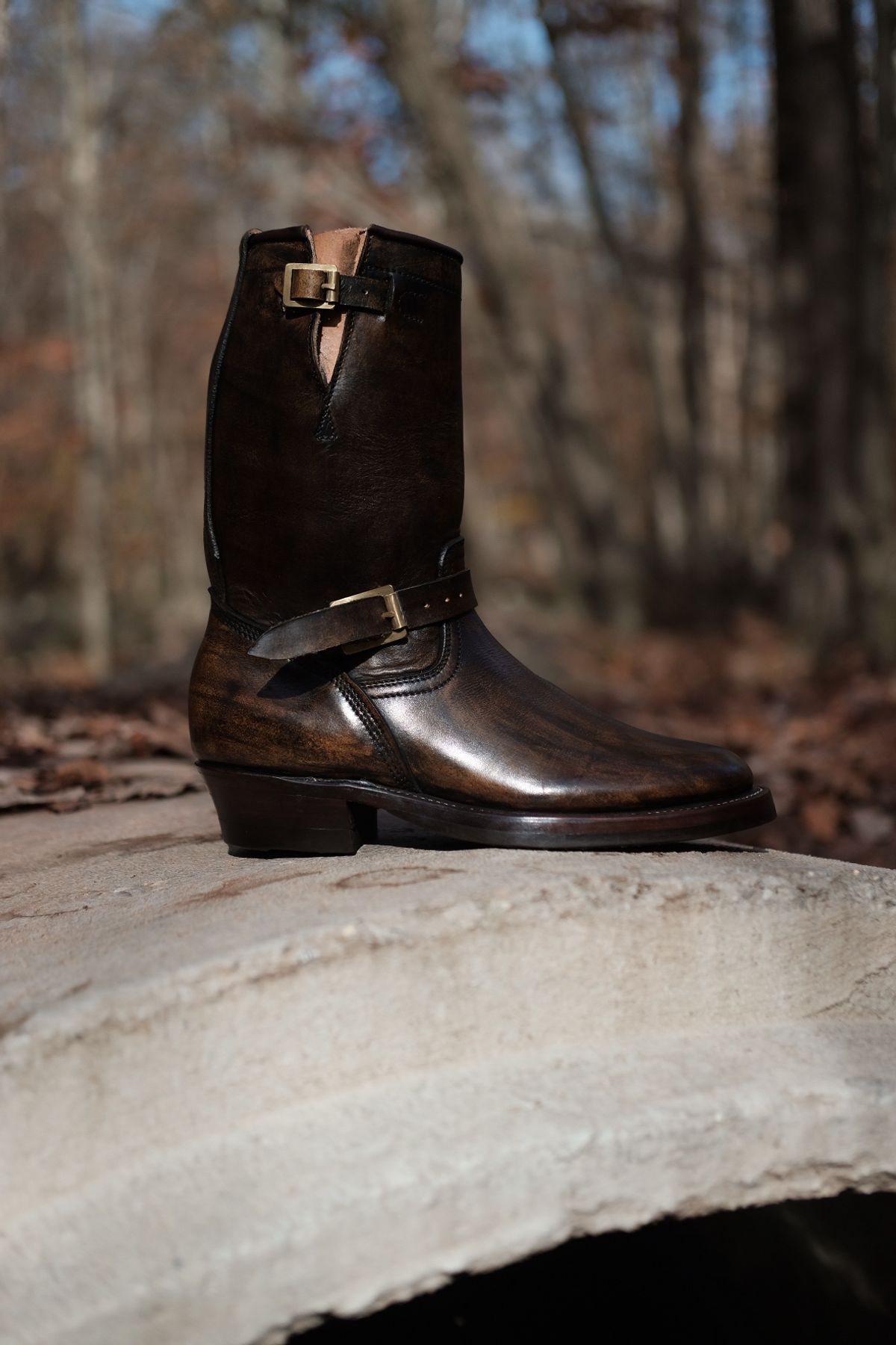 Photo by tichoblanco on November 8, 2022 of the Unsung U 22-2 Engineer Boot in Unknown Leather.