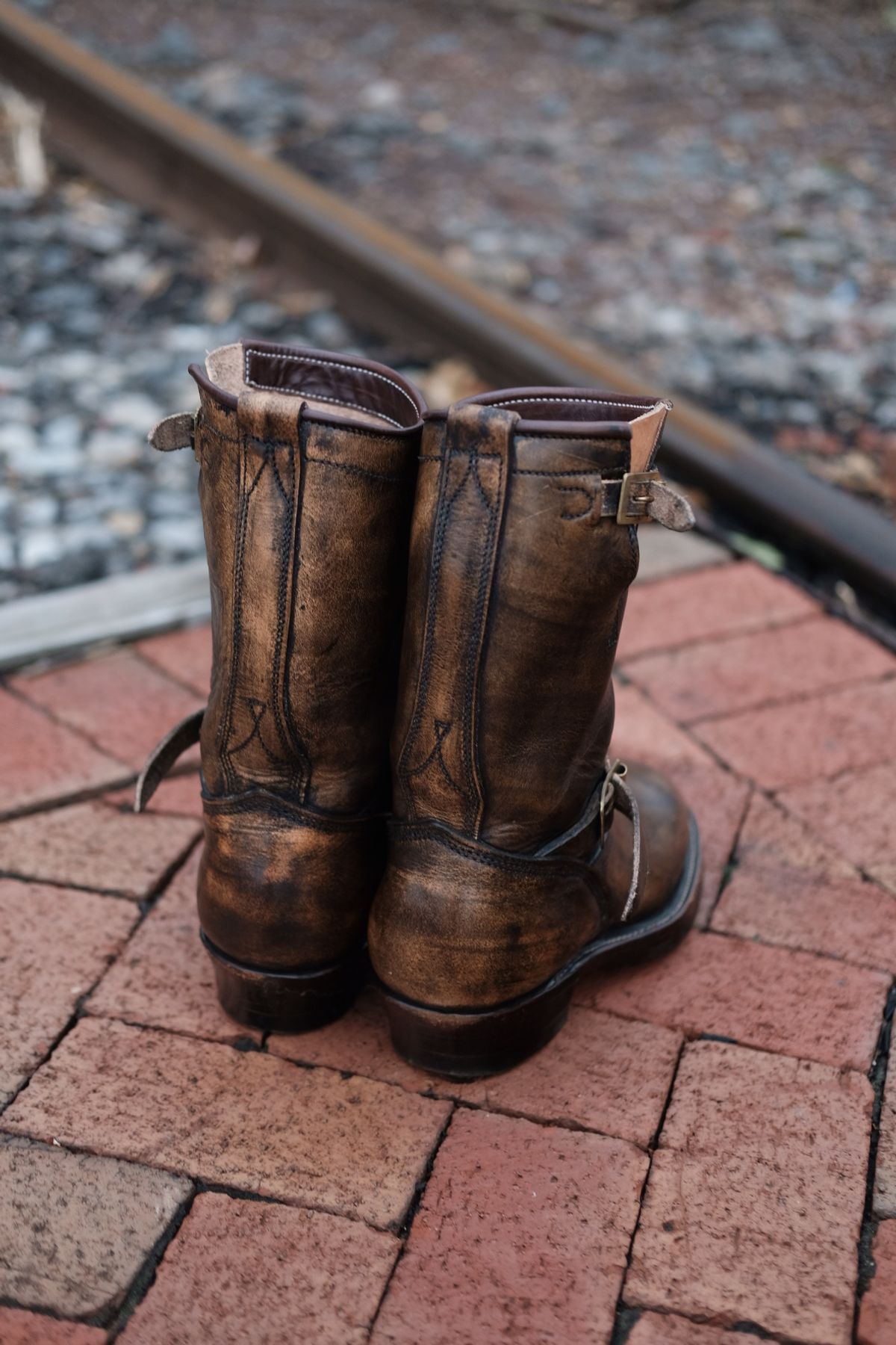 Photo by tichoblanco on January 4, 2023 of the Unsung U 22-2 Engineer Boot in Unknown Leather.