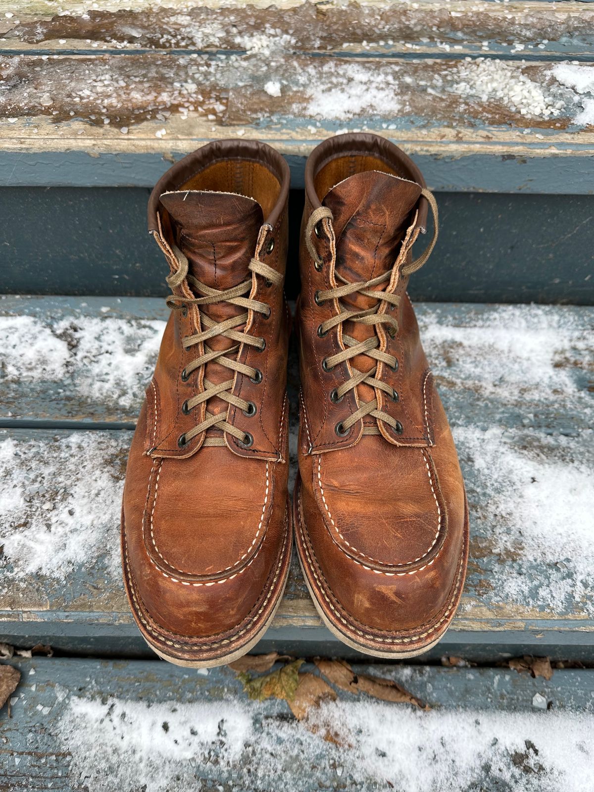 Photo by scratch.awl on January 4, 2024 of the Red Wing 6-Inch Classic Moc in S.B. Foot Copper Rough and Tough.