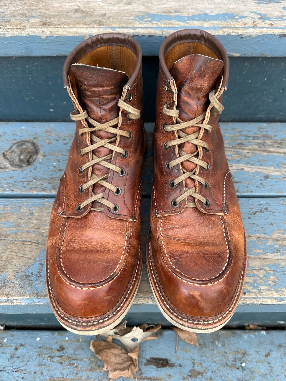 Photo by scratch.awl on February 5, 2024 of the Red Wing 6-Inch Classic Moc in S.B. Foot Copper Rough and Tough.
