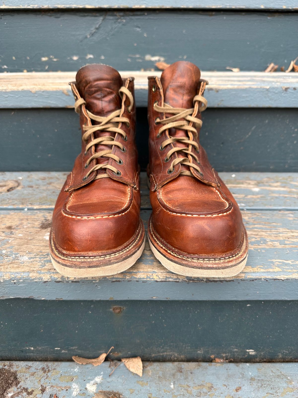 Photo by scratch.awl on March 3, 2024 of the Red Wing 6-Inch Classic Moc in S.B. Foot Copper Rough and Tough.