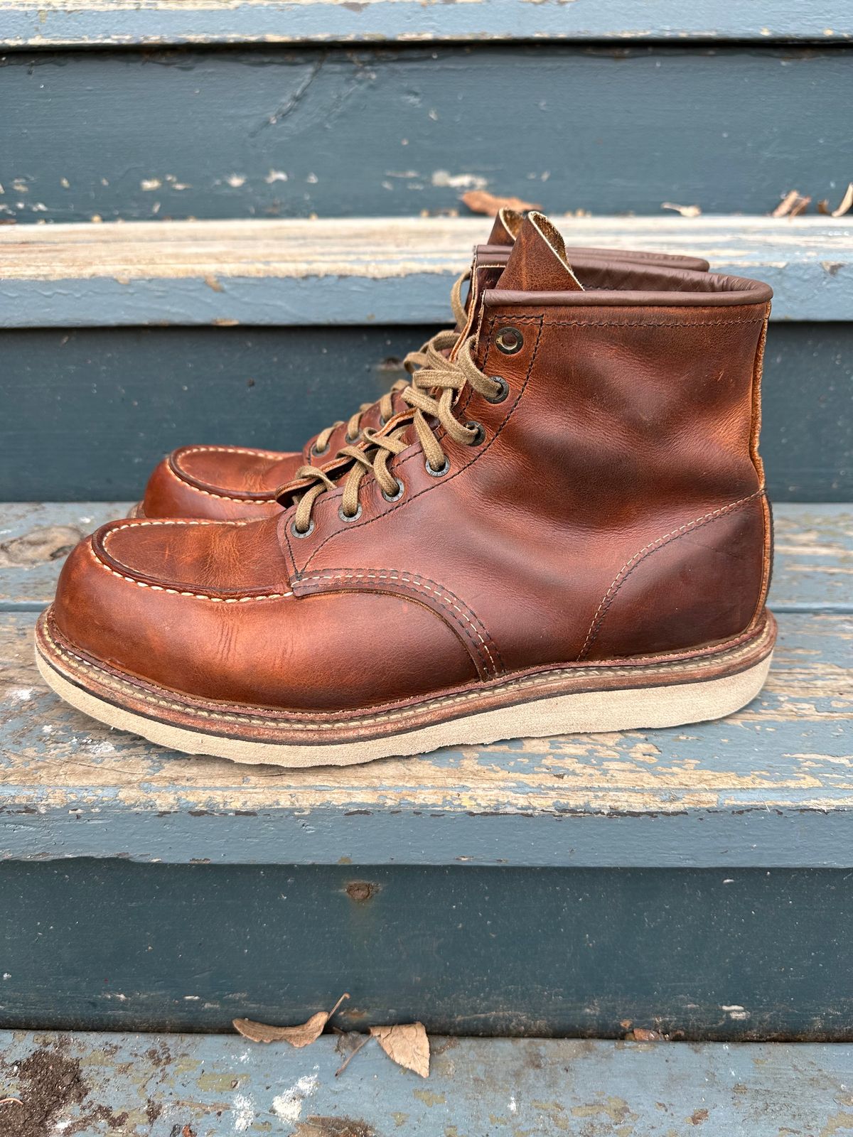 Photo by scratch.awl on March 3, 2024 of the Red Wing 6-Inch Classic Moc in S.B. Foot Copper Rough and Tough.
