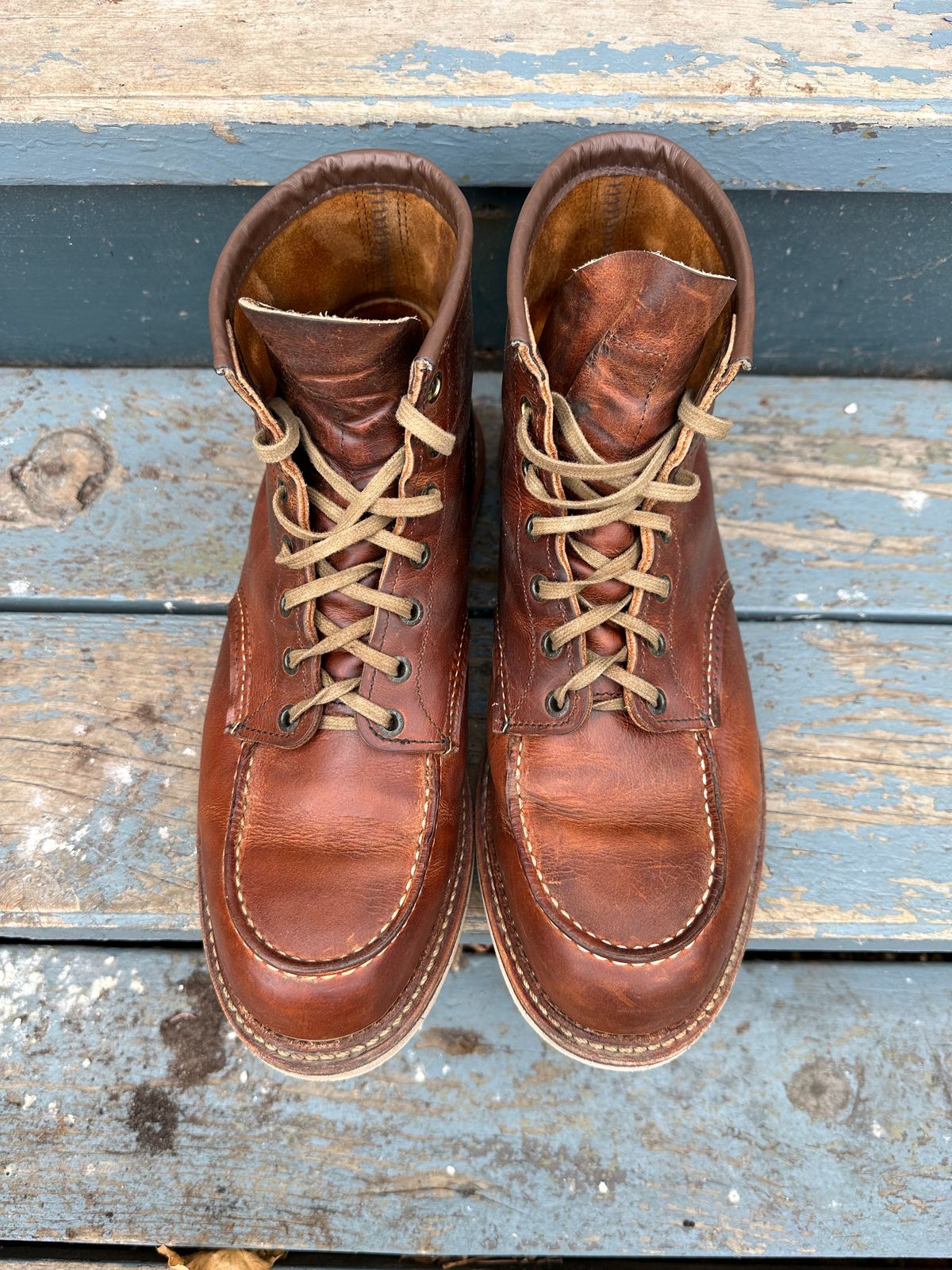 Photo by scratch.awl on March 3, 2024 of the Red Wing 6-Inch Classic Moc in S.B. Foot Copper Rough and Tough.
