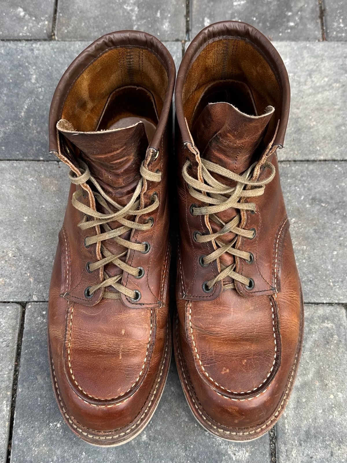 Photo by scratch.awl on April 3, 2024 of the Red Wing 6-Inch Classic Moc in S.B. Foot Copper Rough and Tough.
