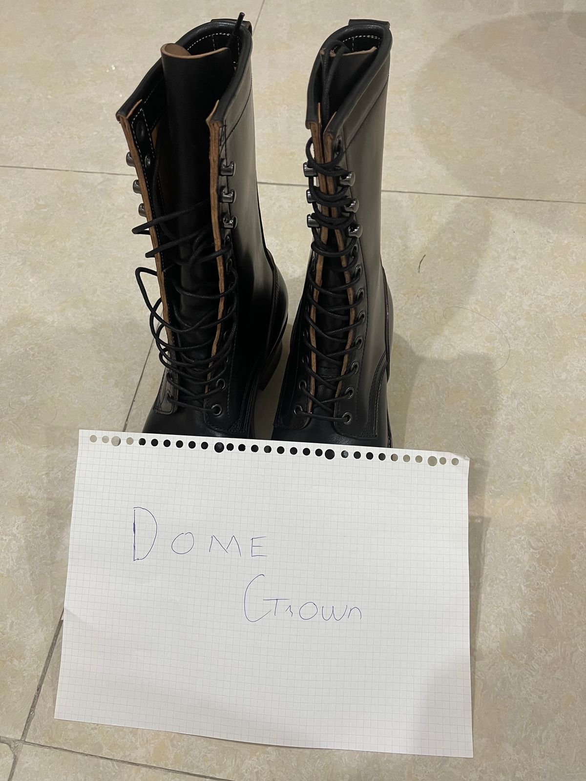 Photo by Vinh on November 2, 2023 of the Quan Shoemaker Unknown Model in Maryam Black Horsebutt.