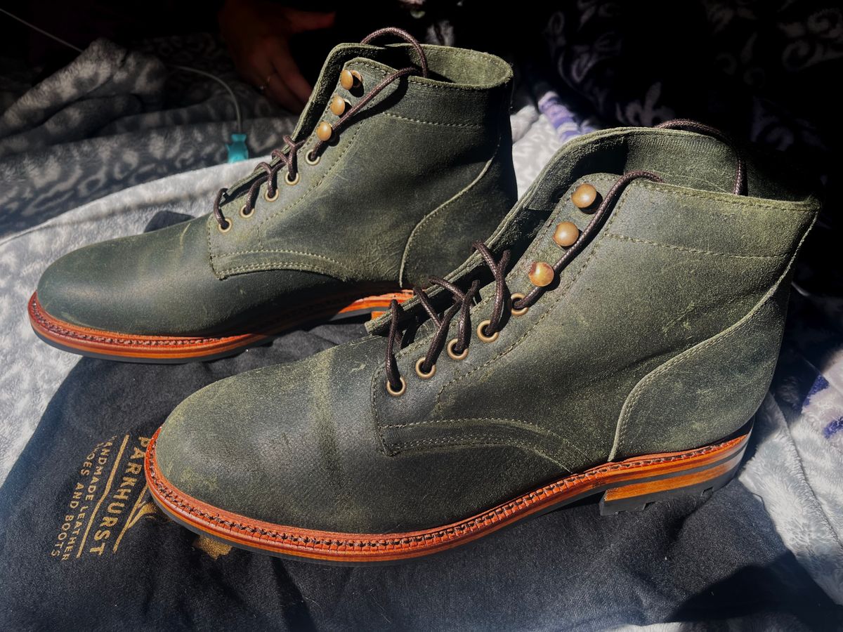 Photo by bijiyesic on October 7, 2023 of the Parkhurst The Allen in C.F. Stead Black Spruce Waxy Commander Suede.