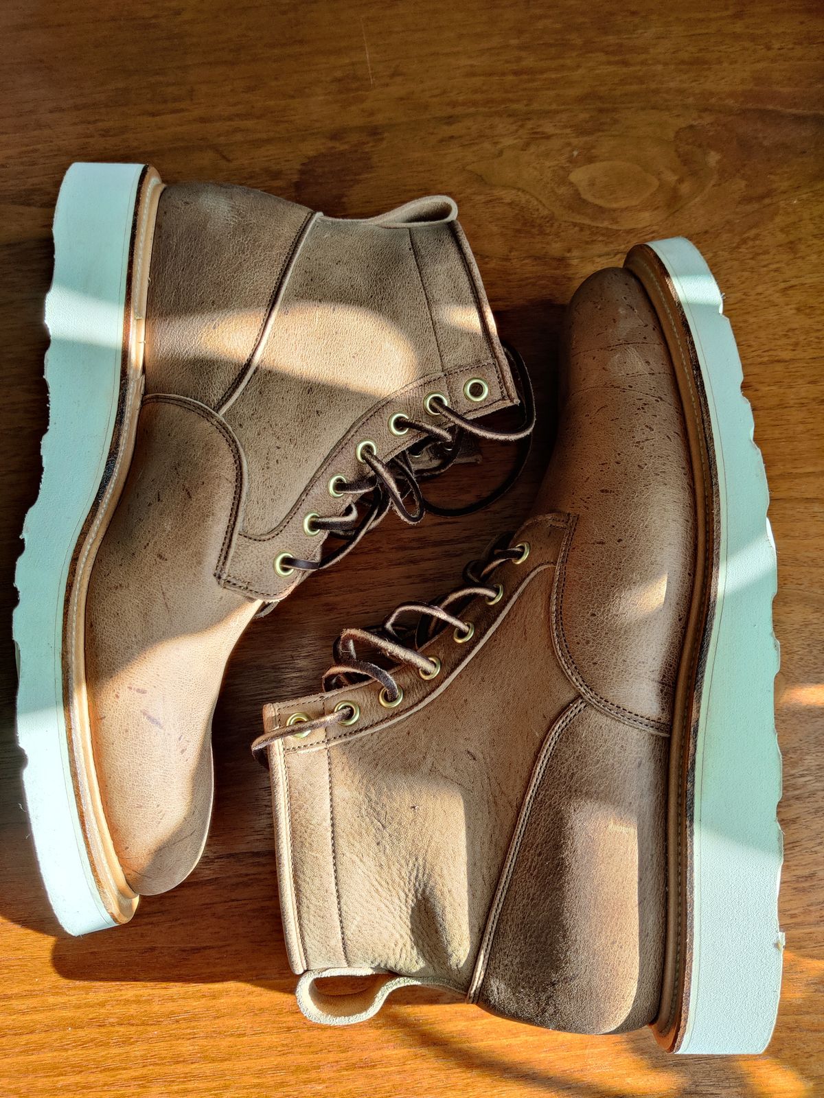 Photo by robin_lea on November 1, 2023 of the Viberg Scout Boot in C.F. Stead Camel Hair Waxed Kudu.