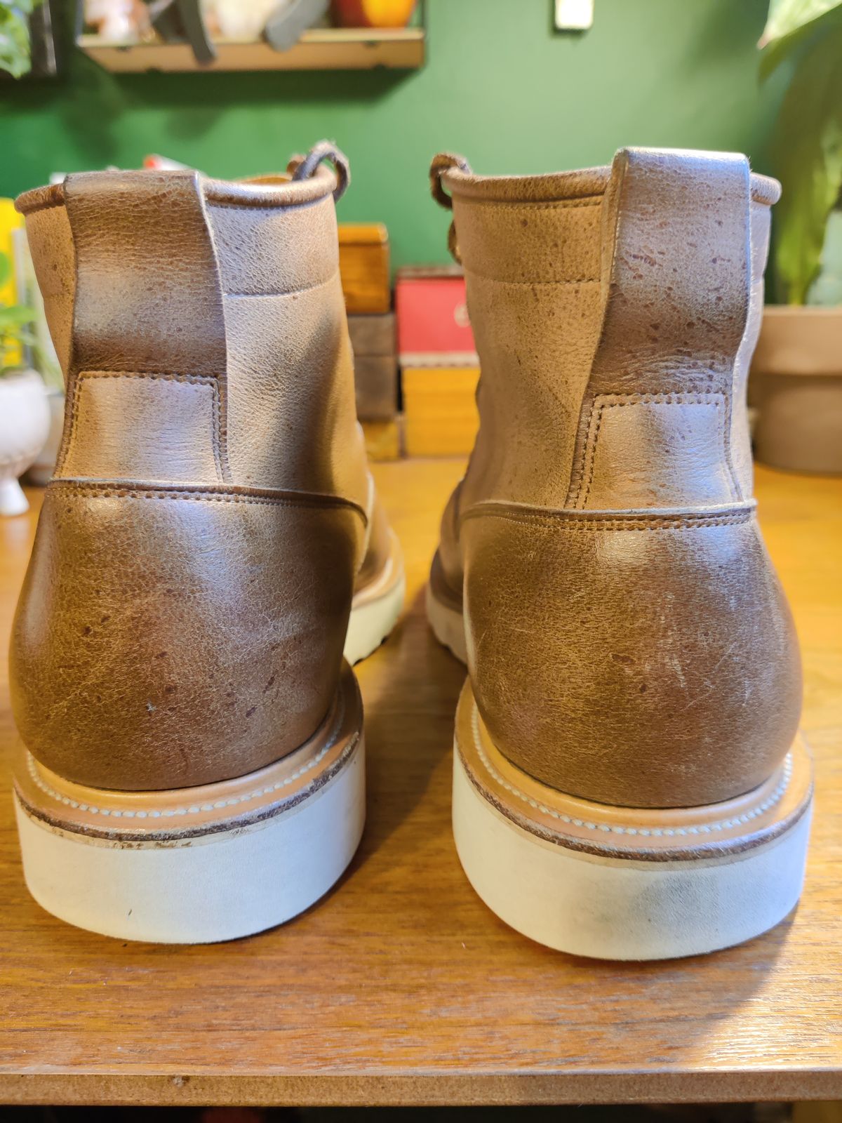 Photo by robin_lea on January 2, 2024 of the Viberg Scout Boot in C.F. Stead Camel Hair Waxed Kudu.