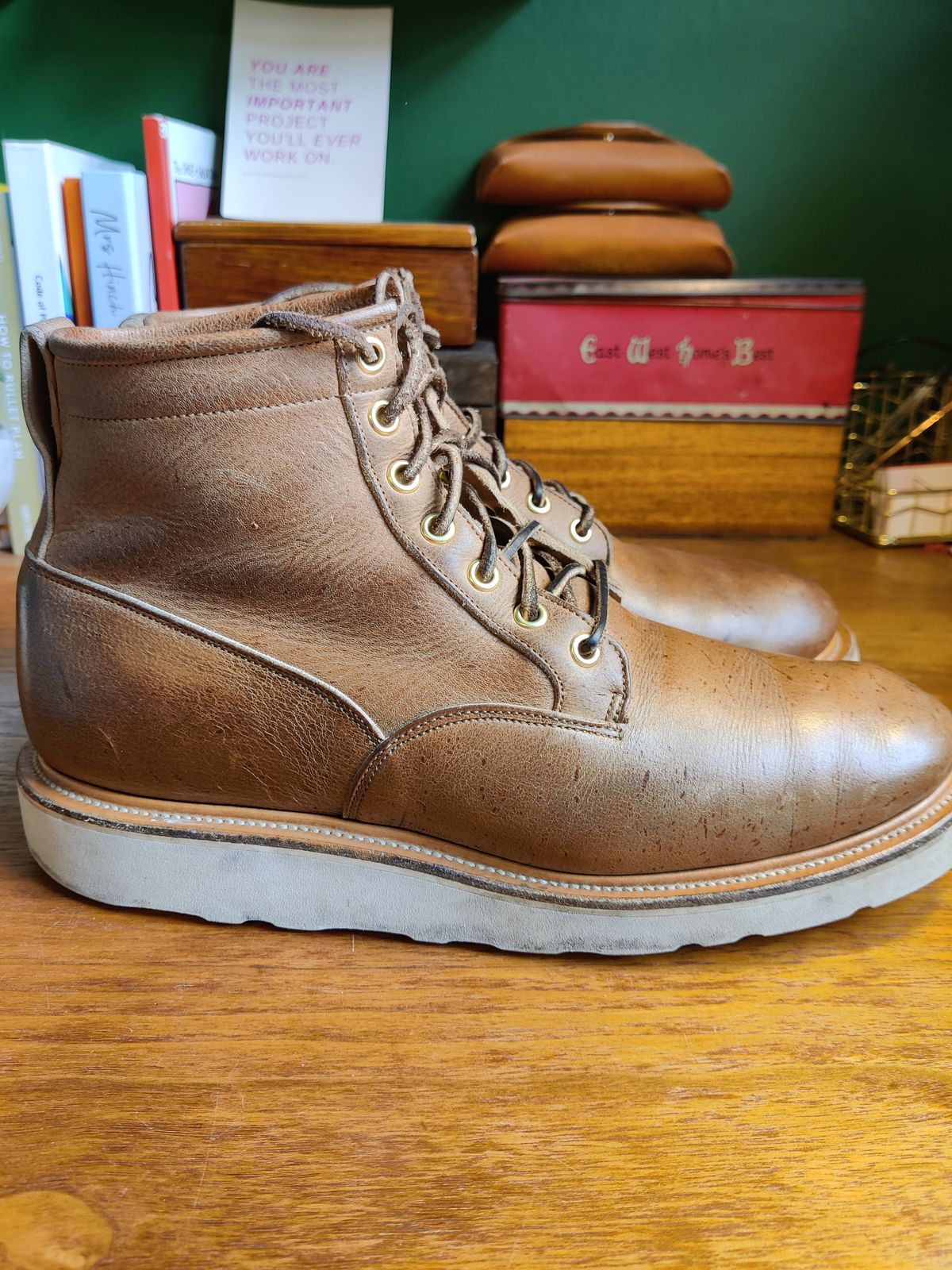 Photo by robin_lea on February 2, 2024 of the Viberg Scout Boot in C.F. Stead Camel Hair Waxed Kudu.