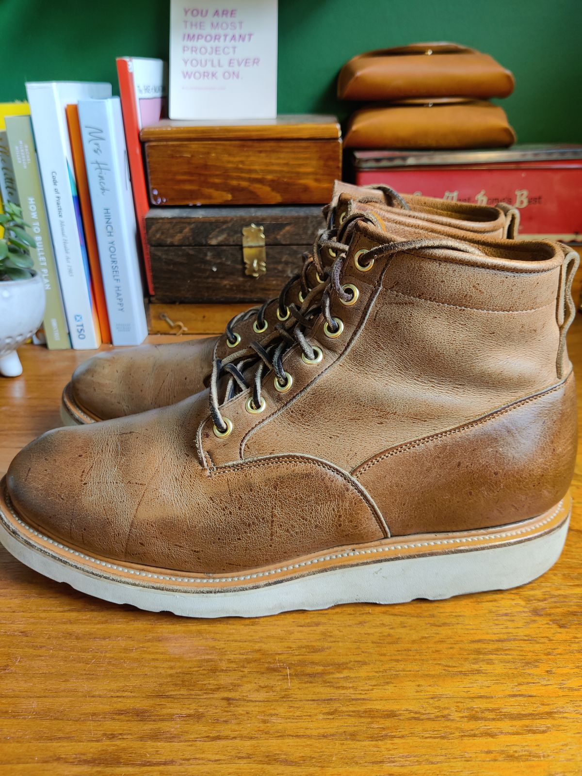 Photo by robin_lea on February 2, 2024 of the Viberg Scout Boot in C.F. Stead Camel Hair Waxed Kudu.