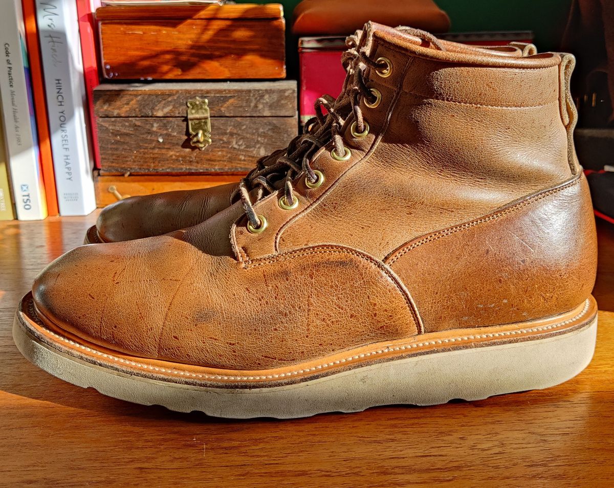 Photo by robin_lea on March 5, 2024 of the Viberg Scout Boot in C.F. Stead Camel Hair Waxed Kudu.