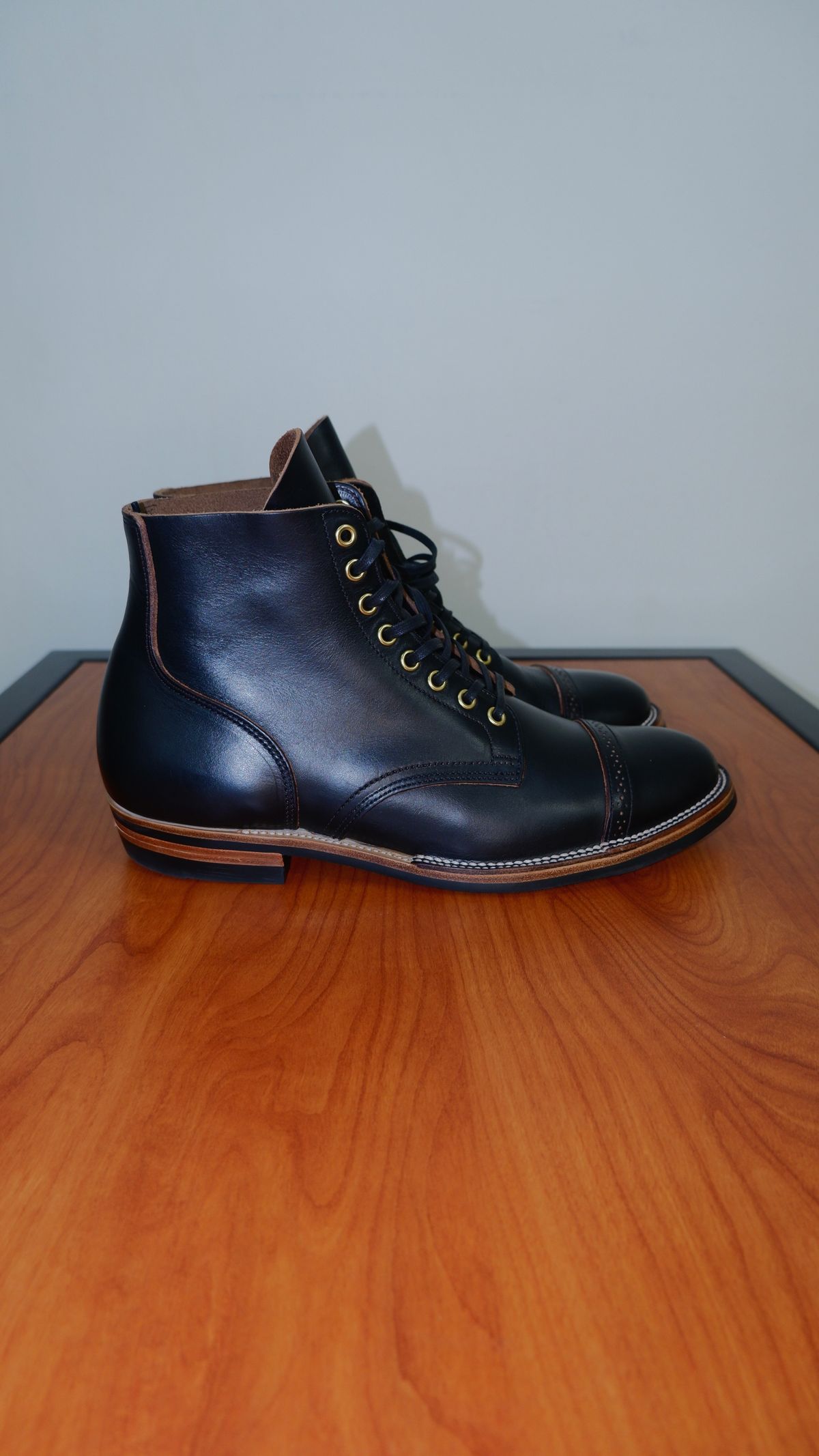 Photo by jarmul22 on October 5, 2022 of the XBXS Land Boots in Horween Black Chromexcel.