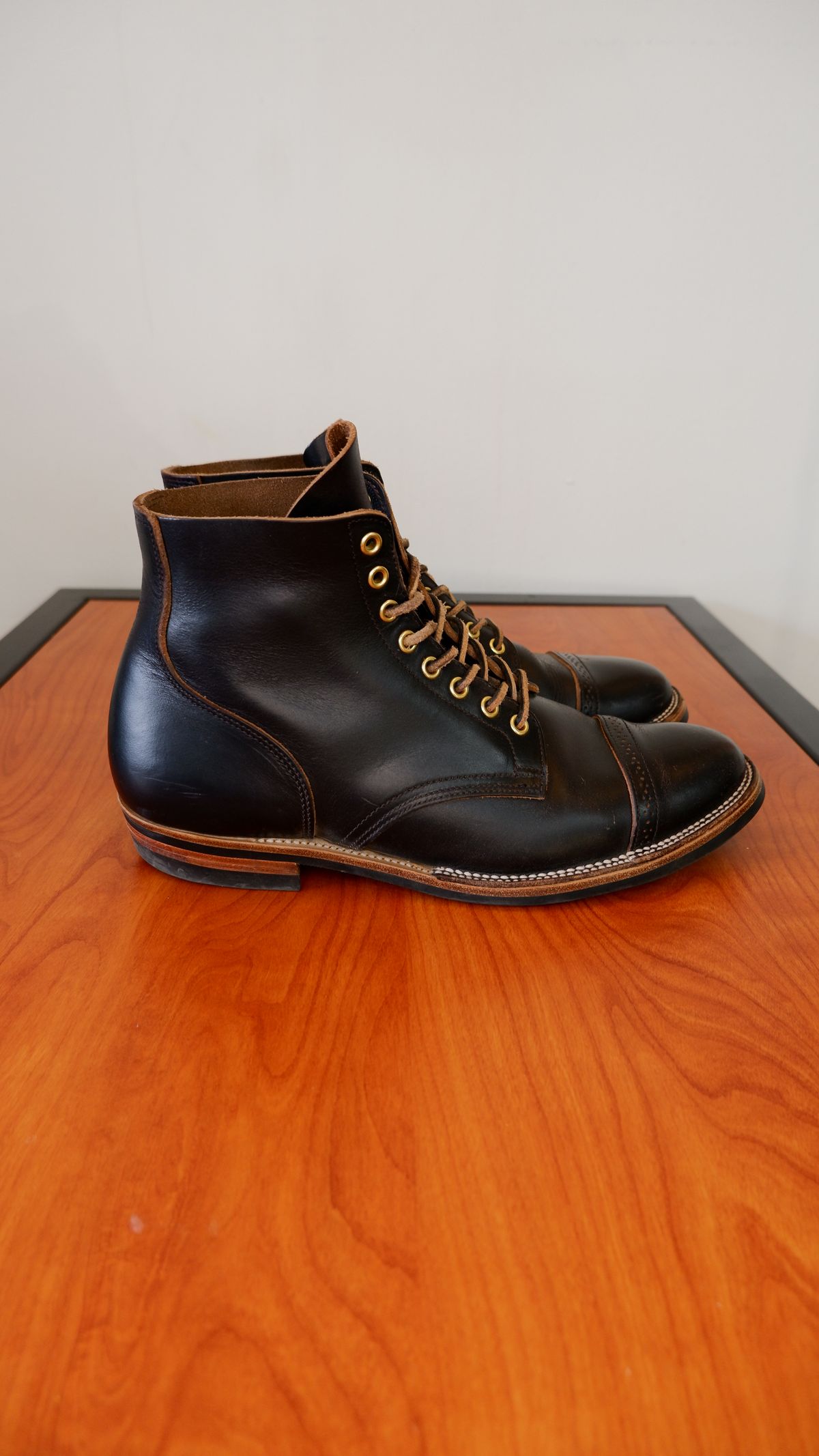 Photo by jarmul22 on November 6, 2022 of the XBXS Land Boots in Horween Black Chromexcel.