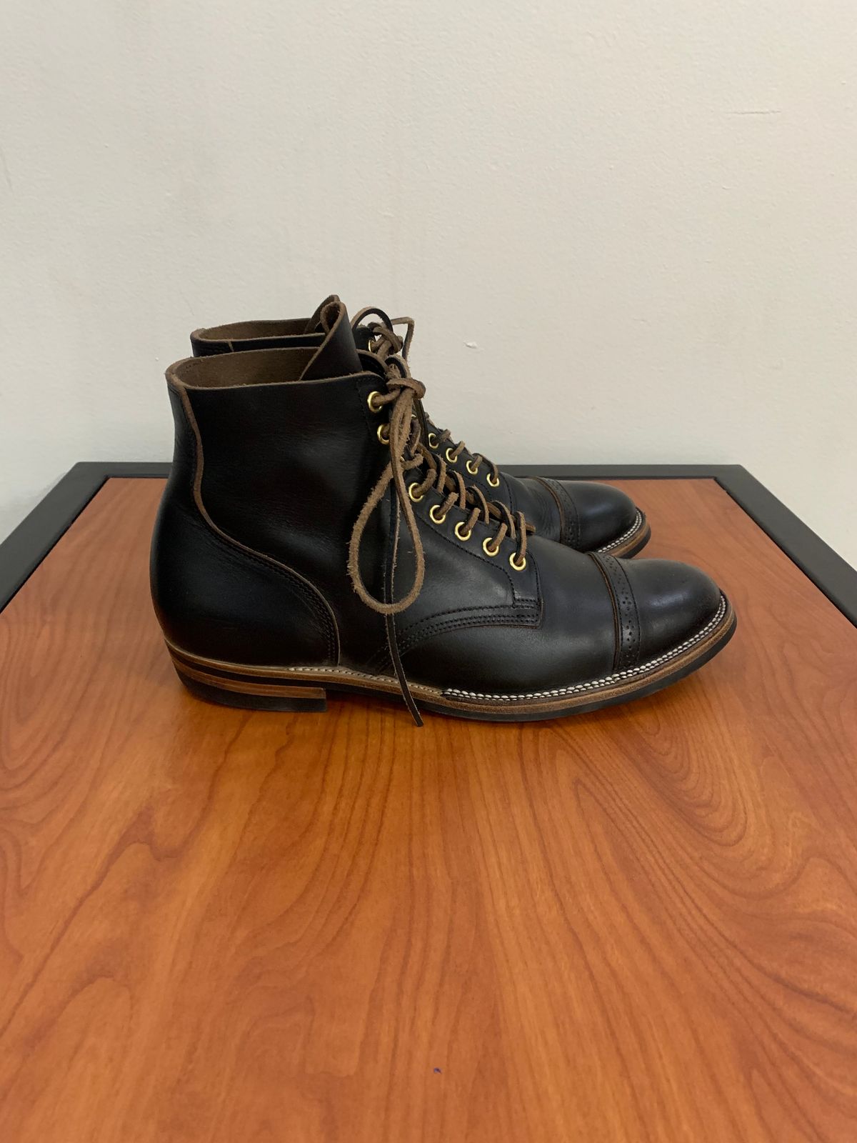 Photo by jarmul22 on December 6, 2022 of the XBXS Land Boots in Horween Black Chromexcel.