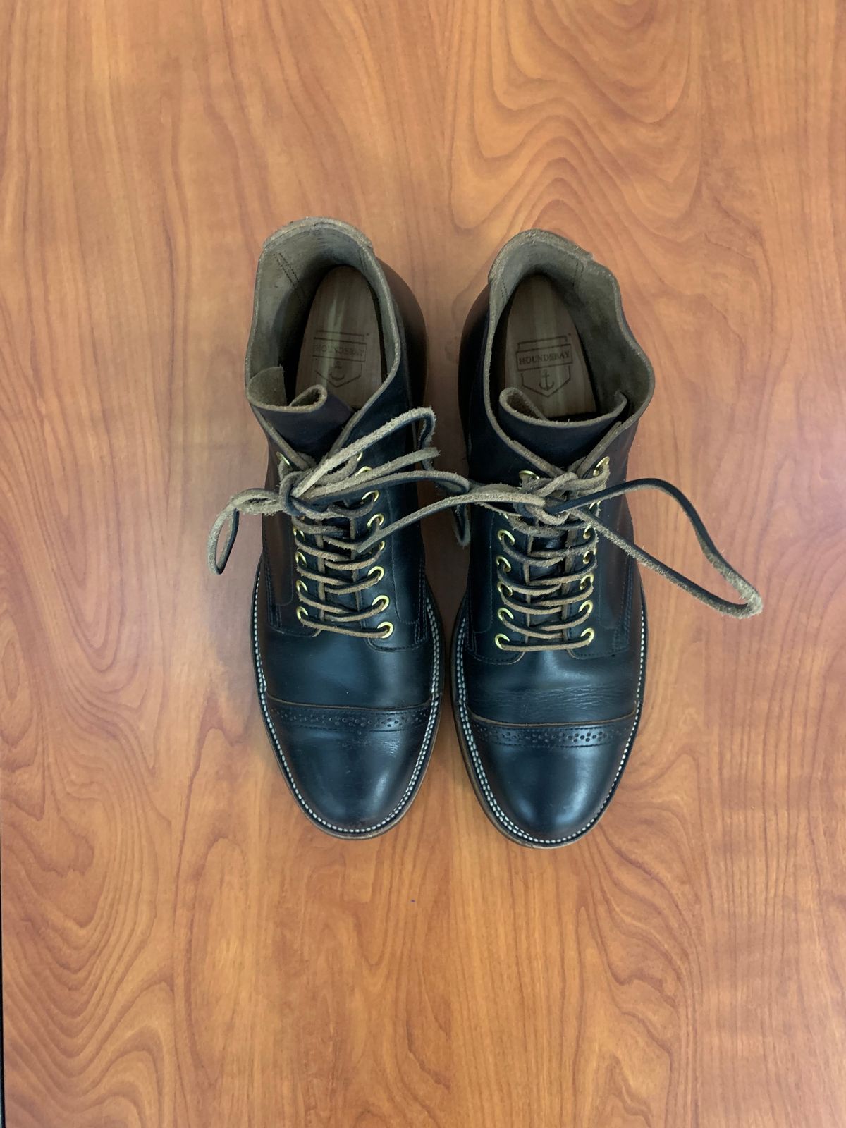 Photo by jarmul22 on December 6, 2022 of the XBXS Land Boots in Horween Black Chromexcel.