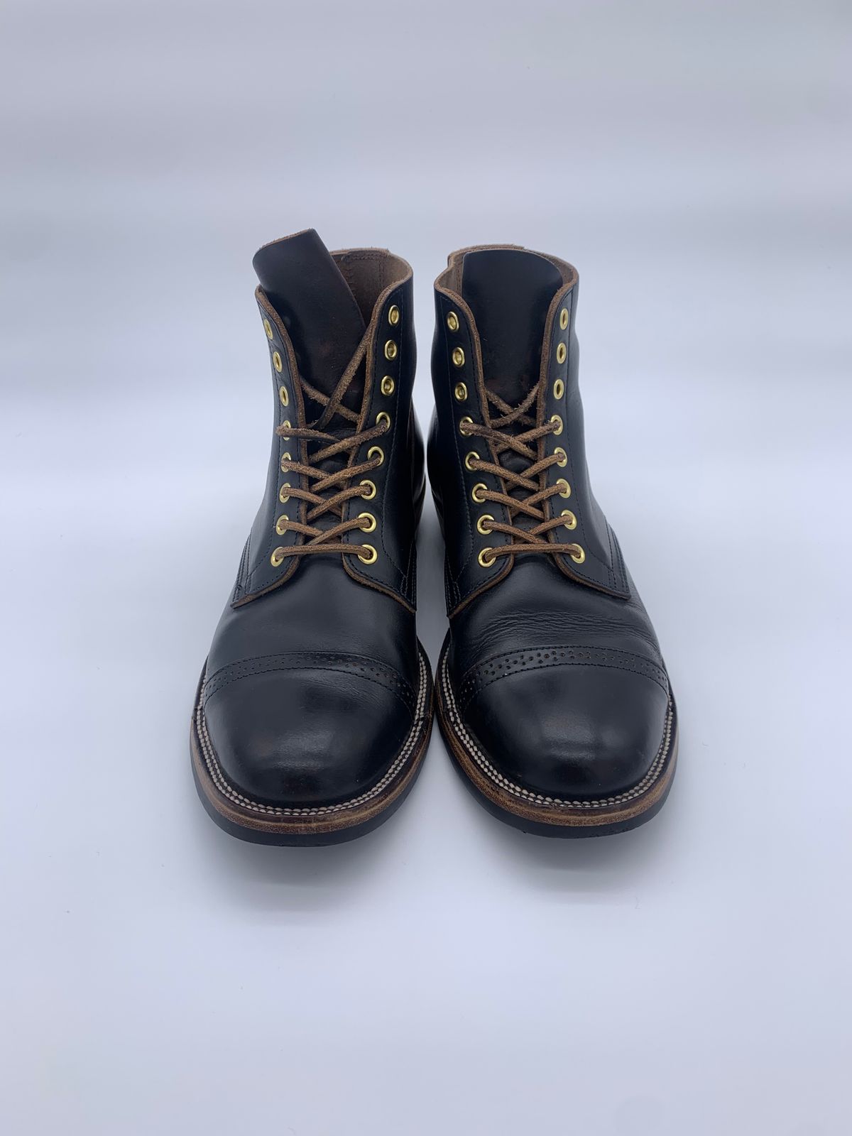 Photo by jarmul22 on January 6, 2023 of the XBXS Land Boots in Horween Black Chromexcel.