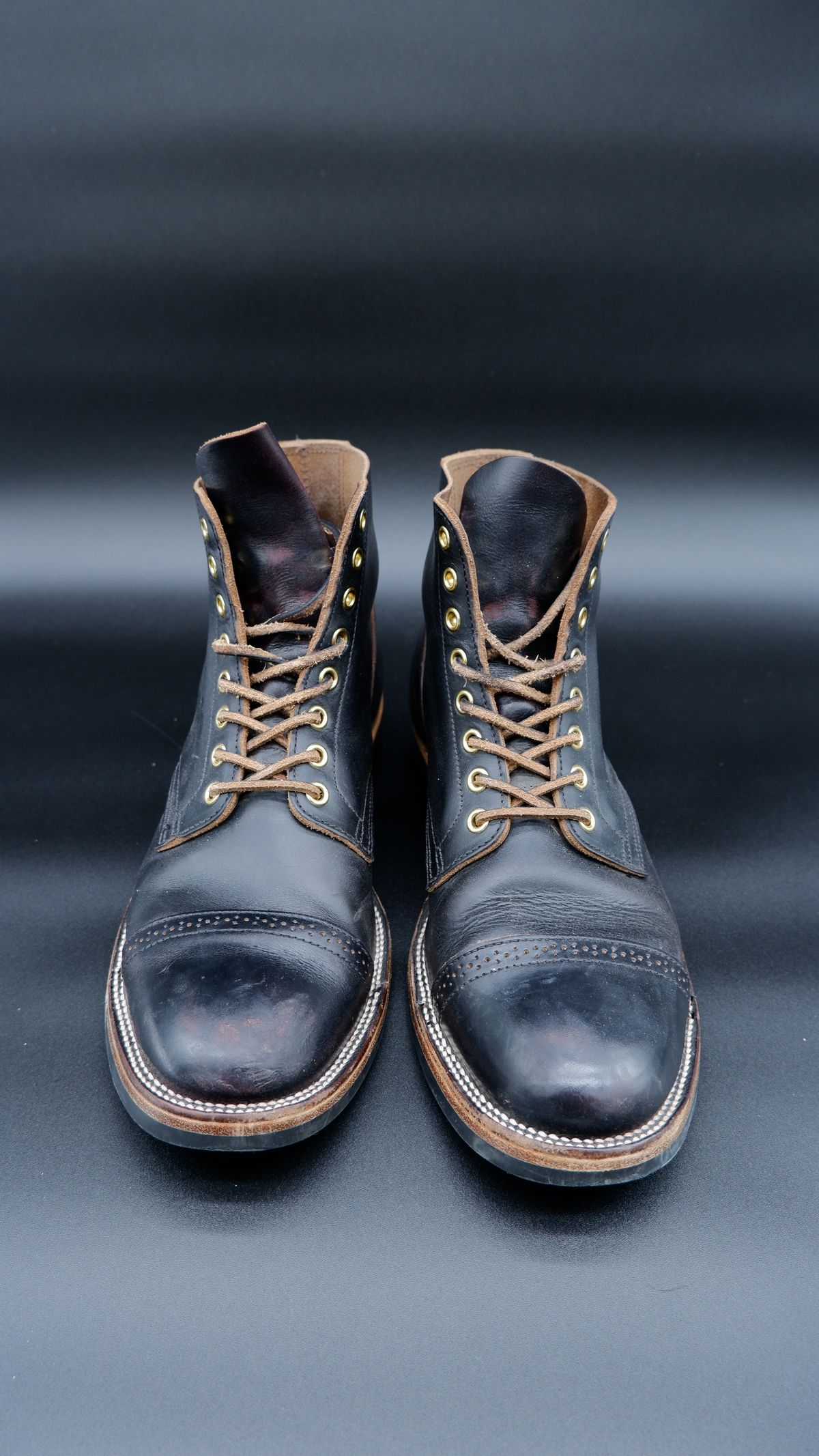 Photo by jarmul22 on February 6, 2023 of the XBXS Land Boots in Horween Black Chromexcel.
