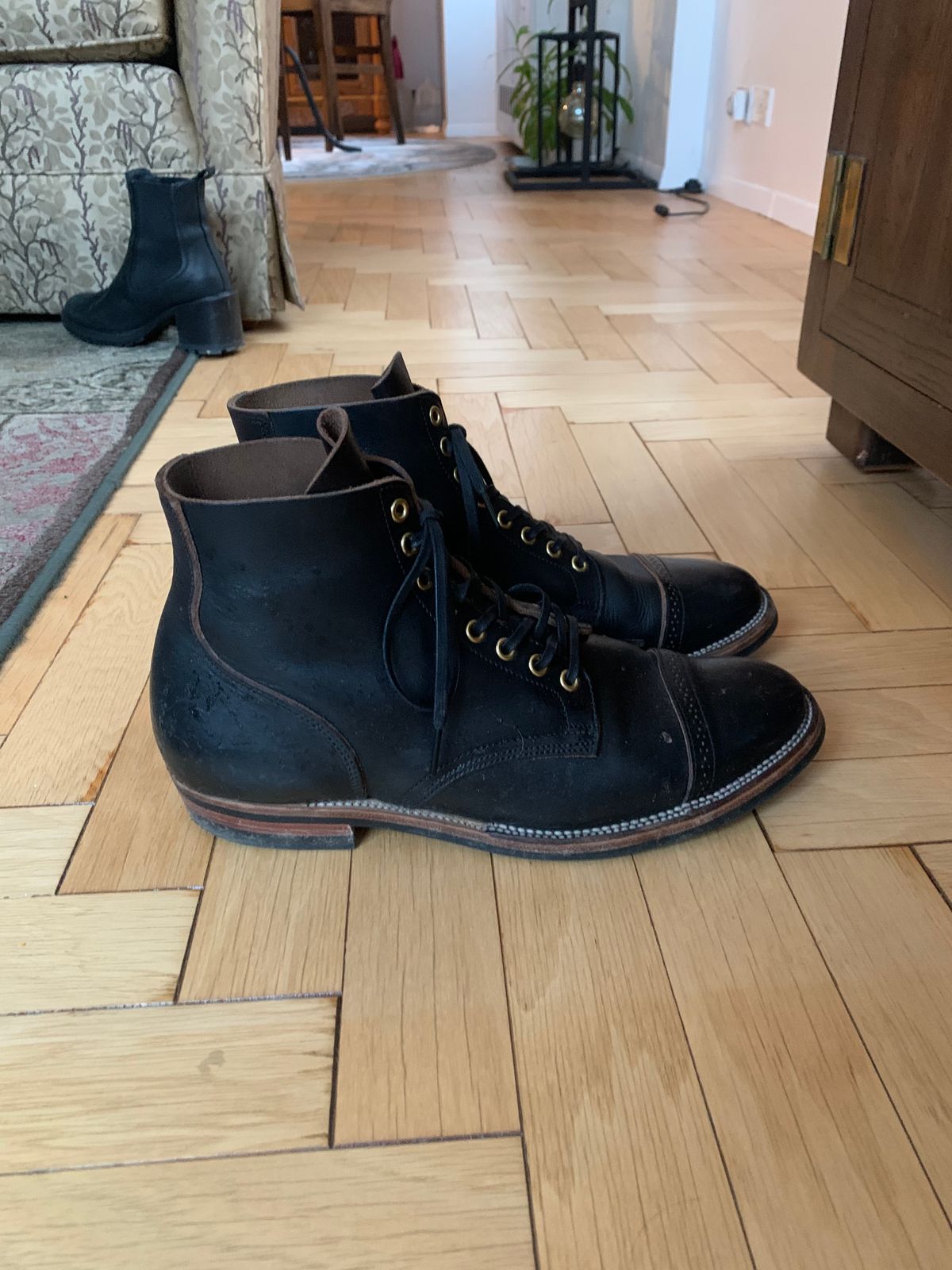 Photo by jarmul22 on March 5, 2023 of the XBXS Land Boots in Horween Black Chromexcel.