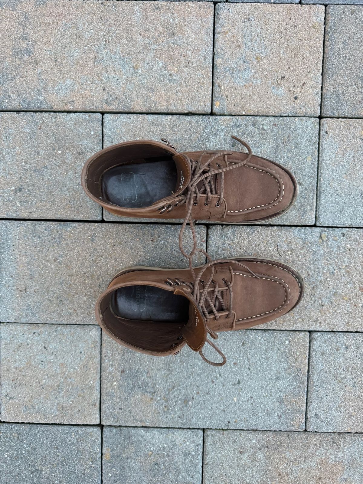 Photo by jarmul22 on March 5, 2024 of the Thursday Diplomat in Pebble WeatherSafe Nubuck.