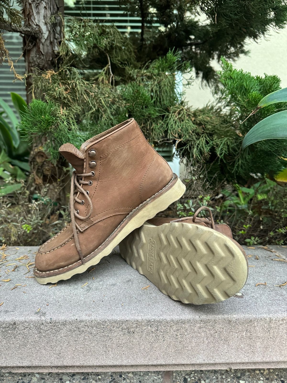 Photo by jarmul22 on January 5, 2024 of the Thursday Diplomat in Pebble WeatherSafe Nubuck.