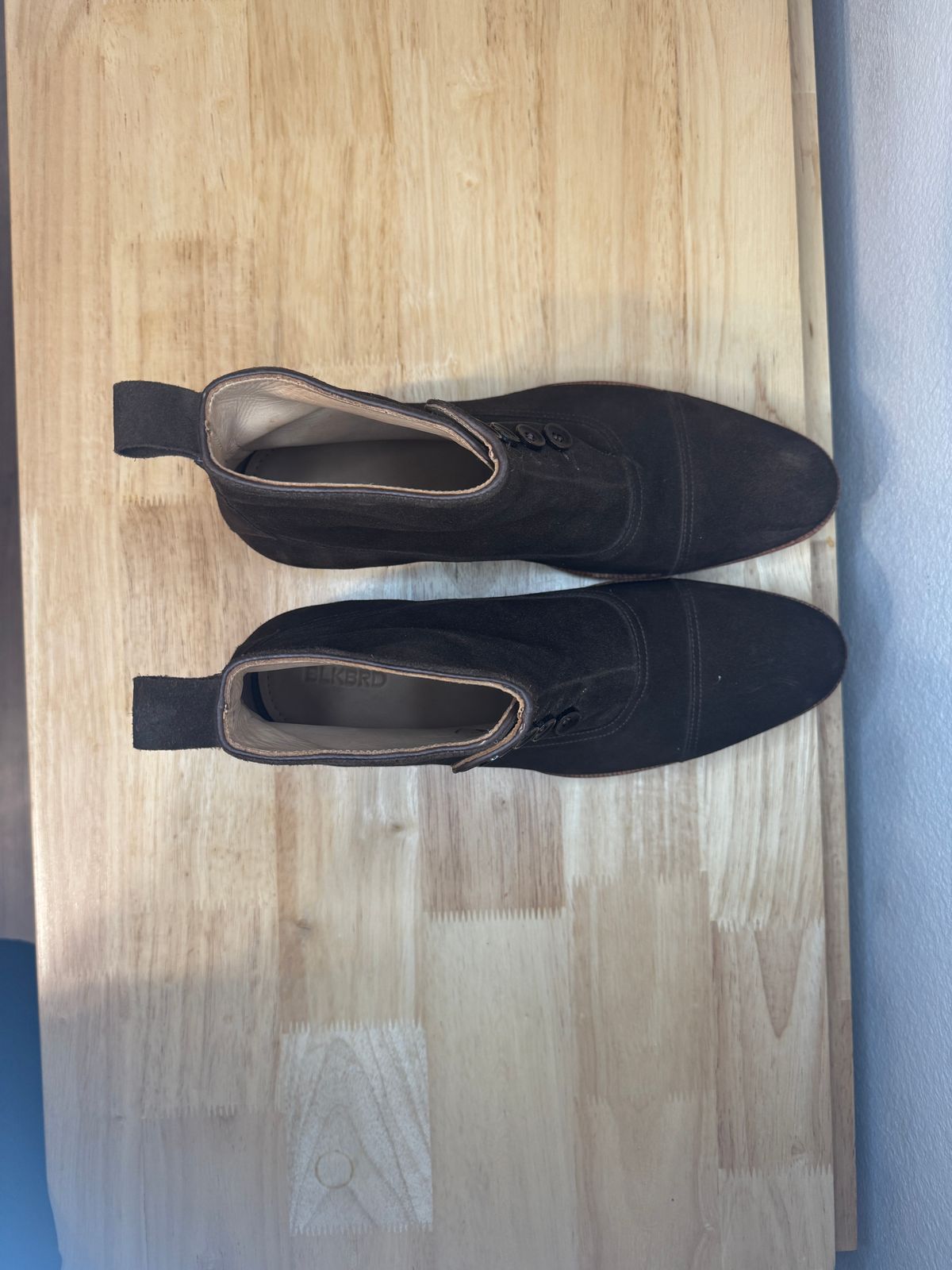 Photo by jarmul22 on October 6, 2025 of the Blkbrd Shoemaker Victor Chukka Boot in C.F. Stead Coffee Repello Calf Suede.