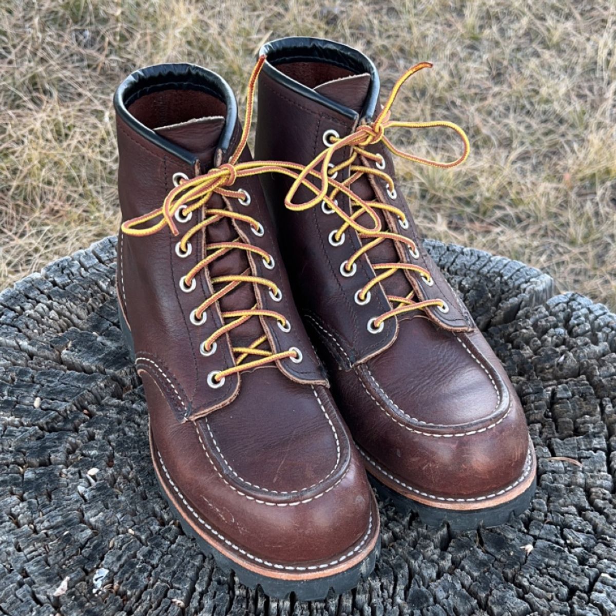 Photo by Spudanko on December 7, 2023 of the Red Wing Roughneck in S.B. Foot Briar Oil Slick.